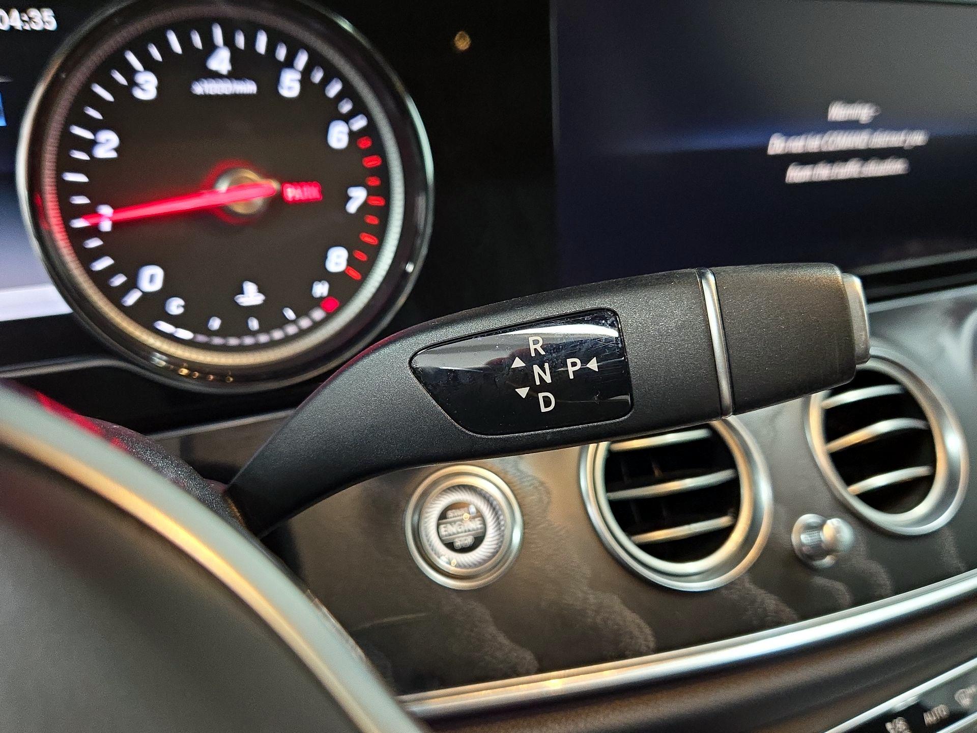 Thumbnail: 2019 Mercedes-Benz E-Class - 18