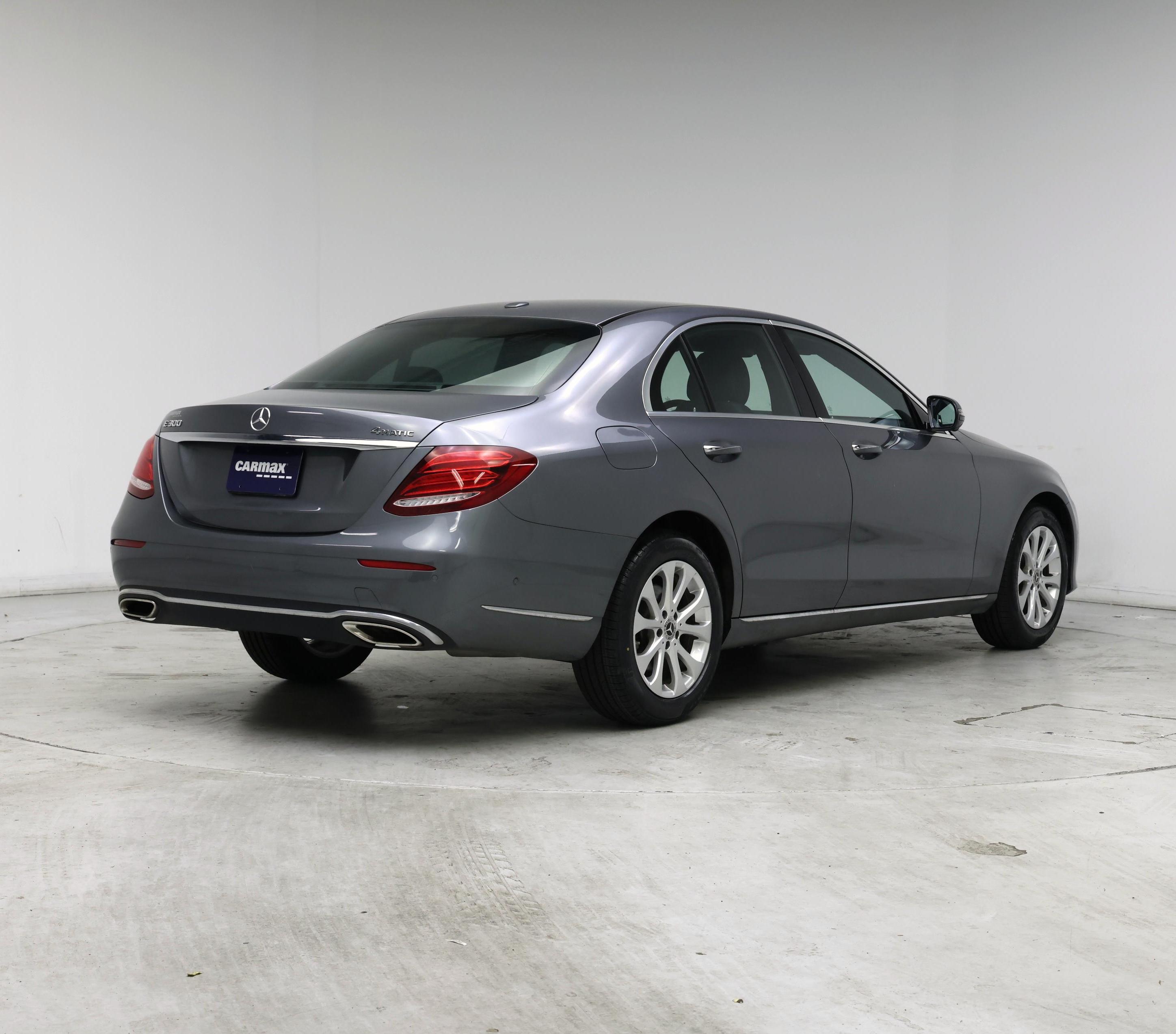 Thumbnail: 2019 Mercedes-Benz E-Class - 8