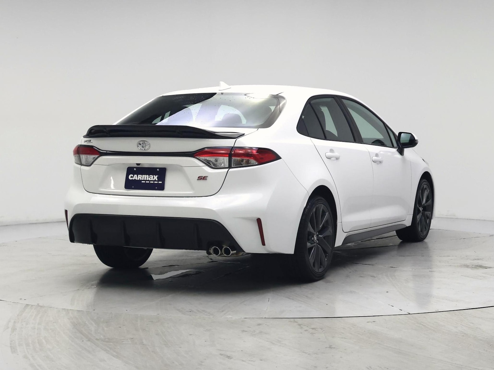 2026 Toyota Corolla SE - Photo 9