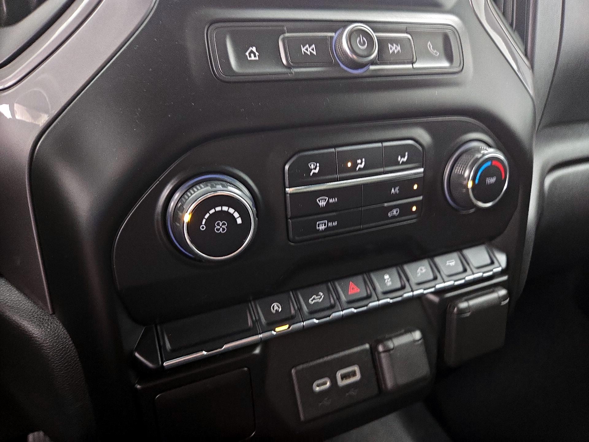 Thumbnail: 2021 Chevrolet Silverado 1500 - 16