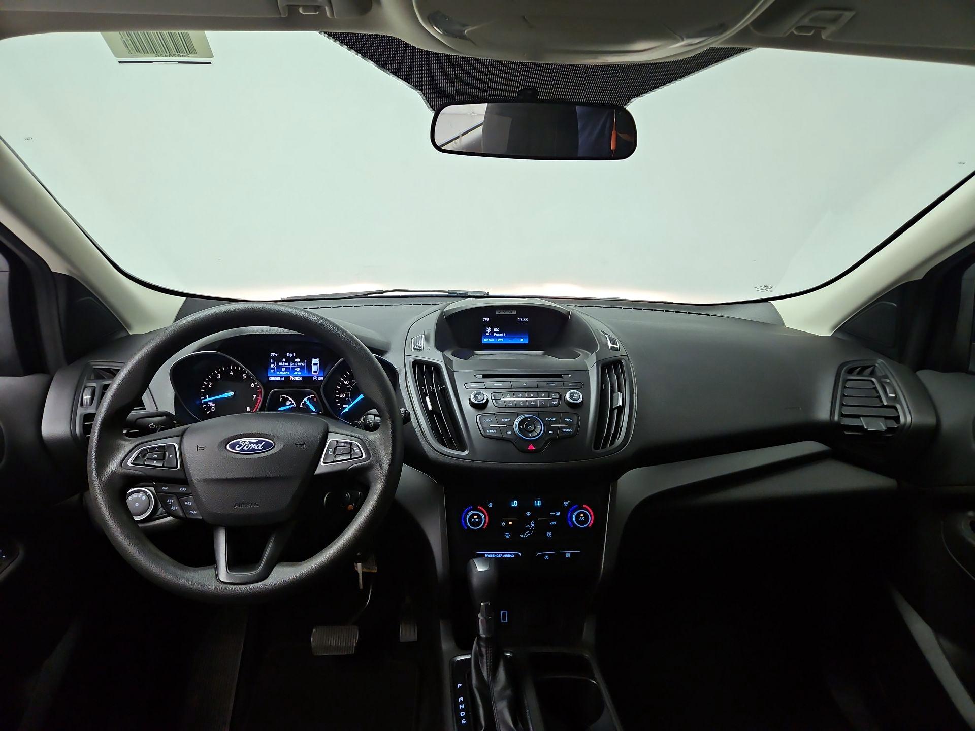 Thumbnail: 2017 Ford Escape - 9