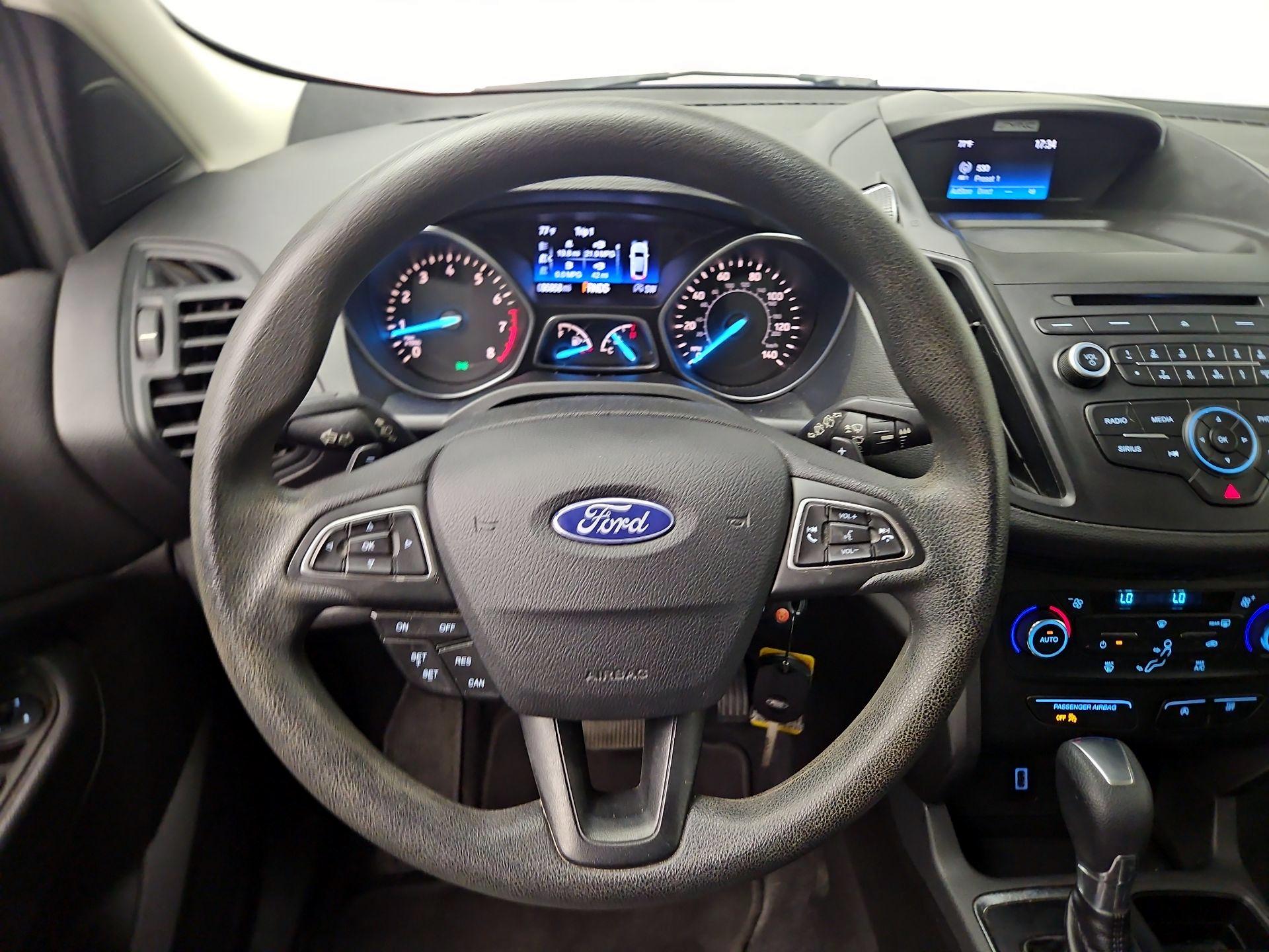 Thumbnail: 2017 Ford Escape - 10