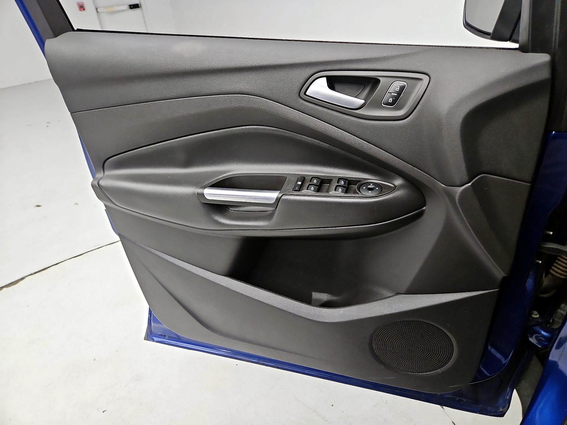 Thumbnail: 2017 Ford Escape - 12