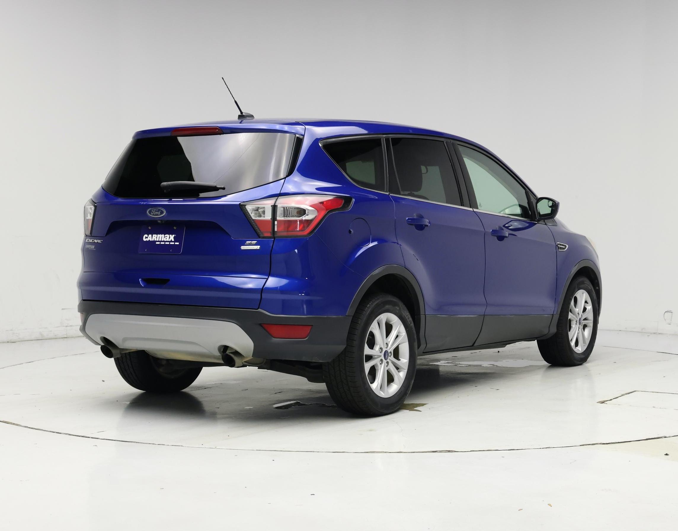 Thumbnail: 2017 Ford Escape - 8