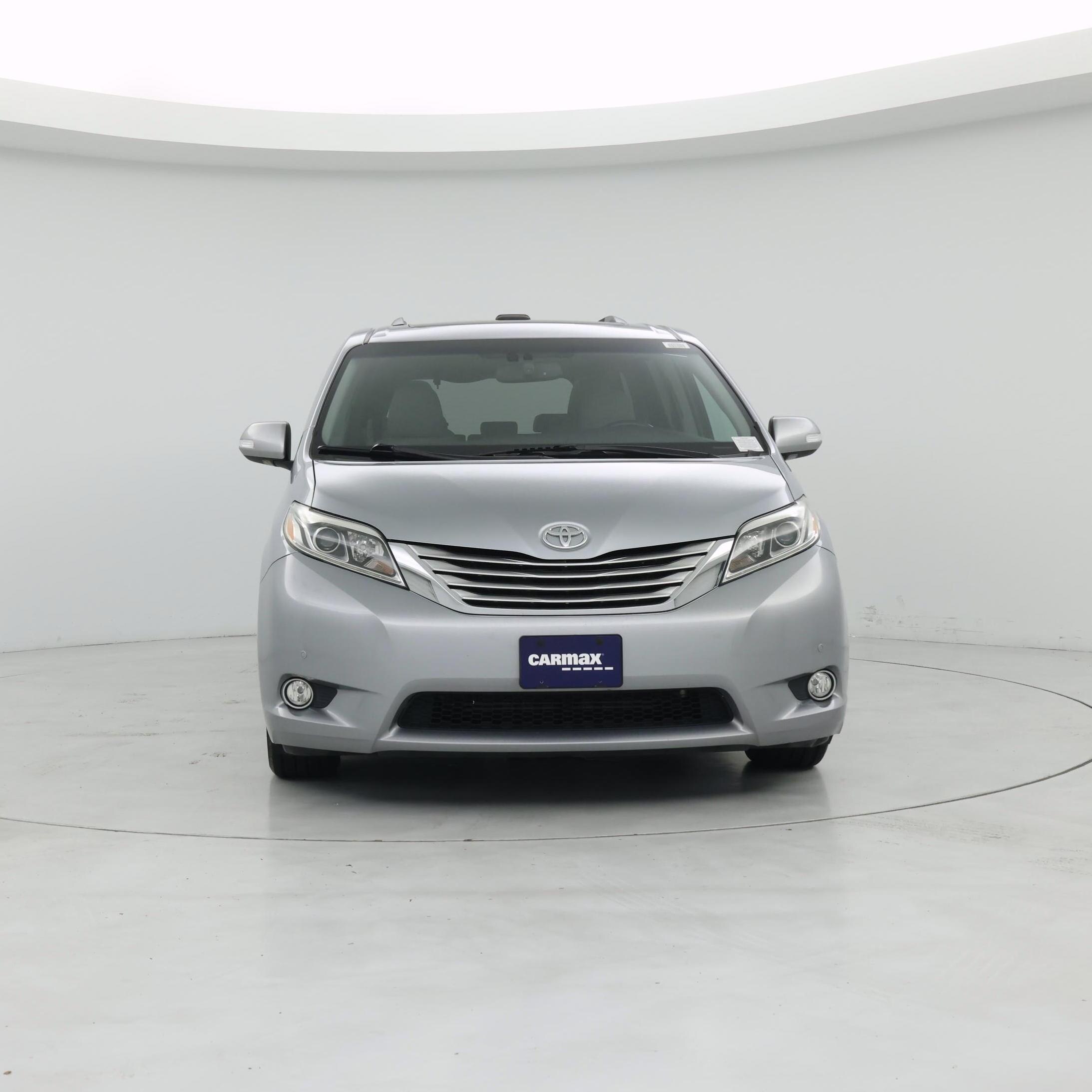 Thumbnail: 2017 Toyota Sienna - 5