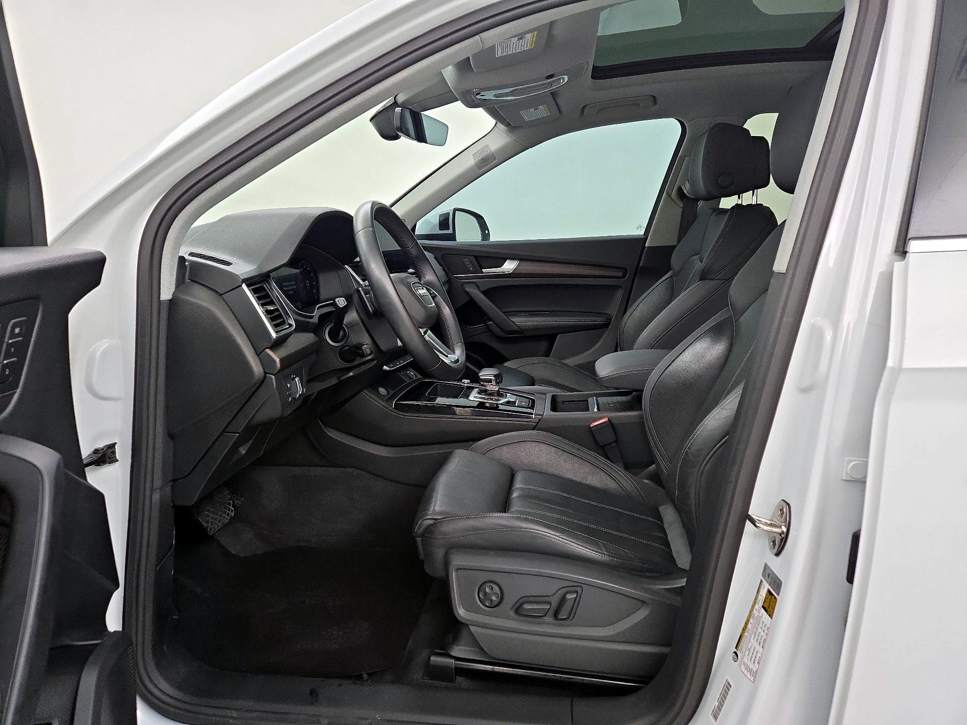 Thumbnail: 2021 Audi Q5 - 11