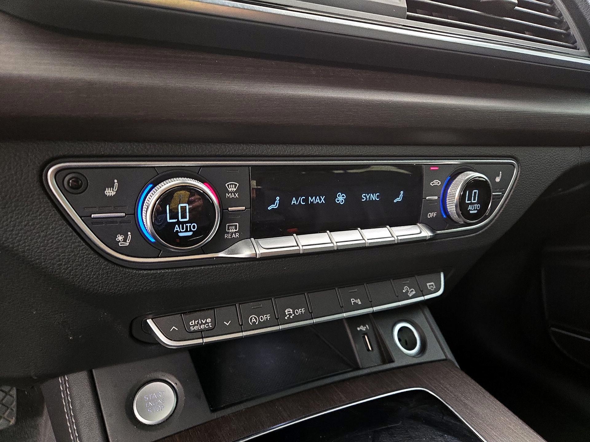 Thumbnail: 2021 Audi Q5 - 16