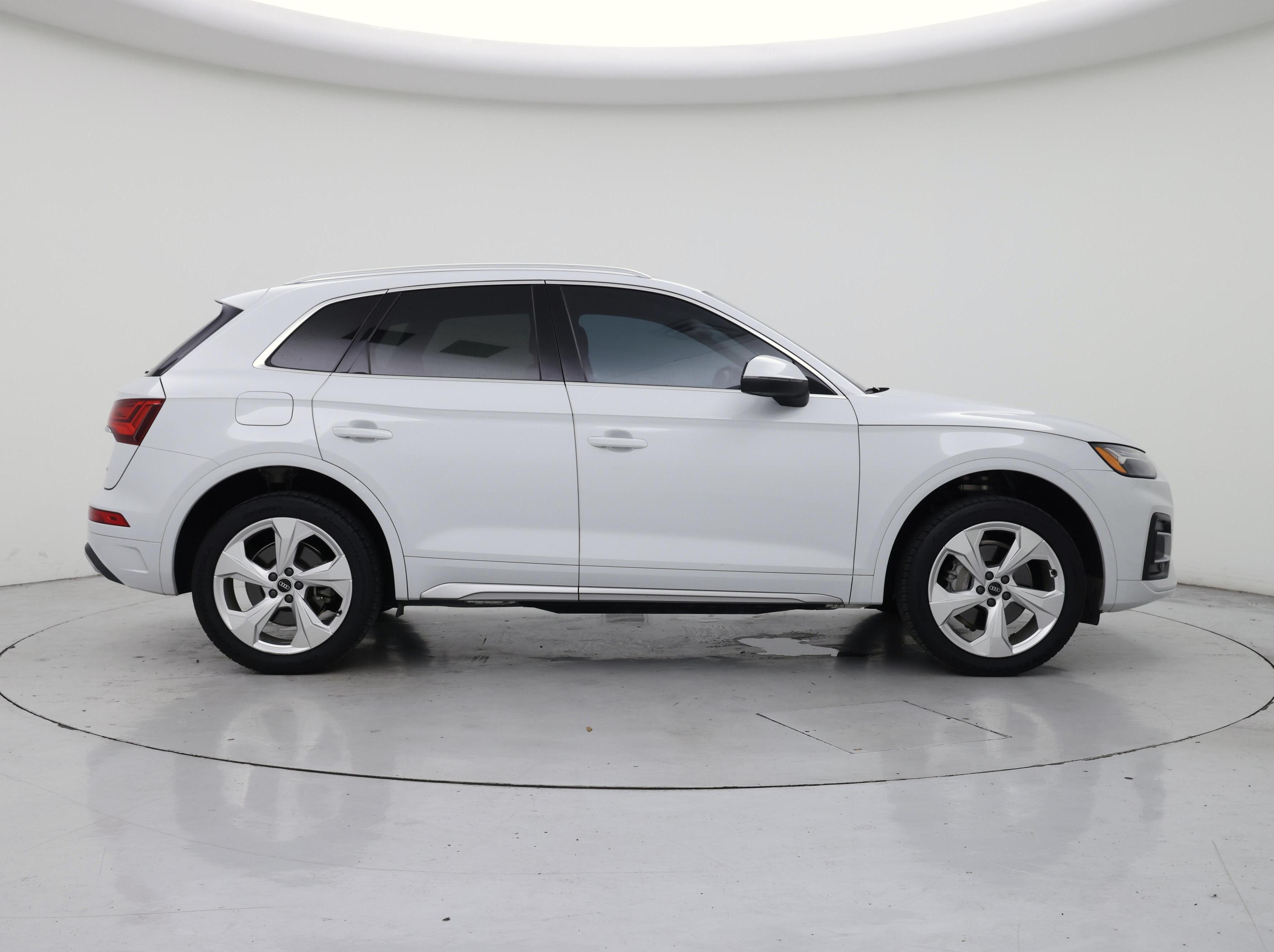 Thumbnail: 2021 Audi Q5 - 7