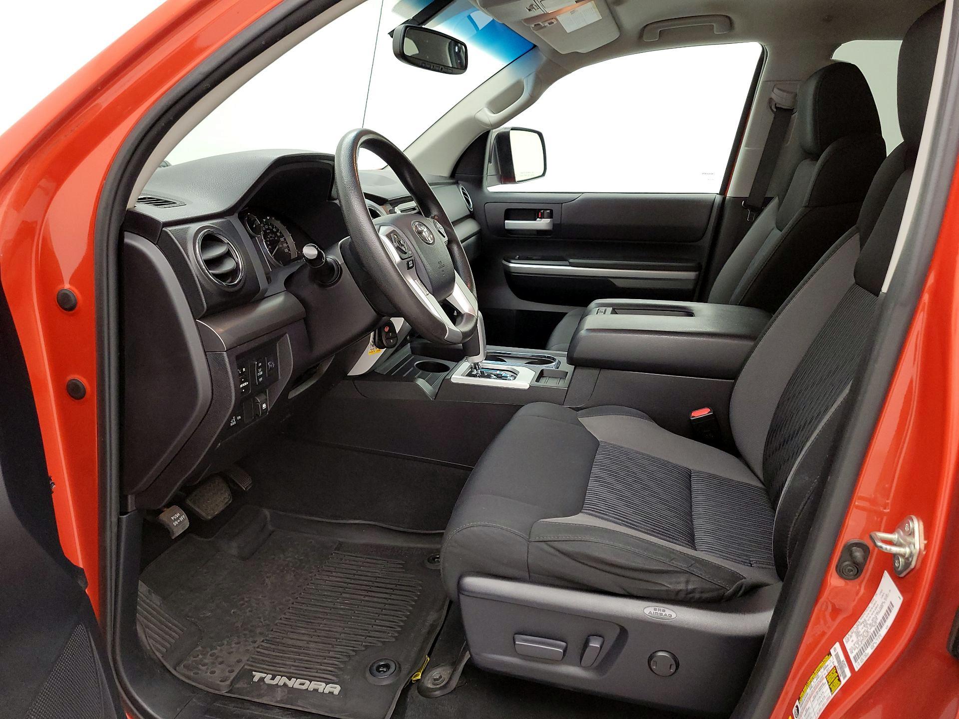 Thumbnail: 2016 Toyota Tundra - 11