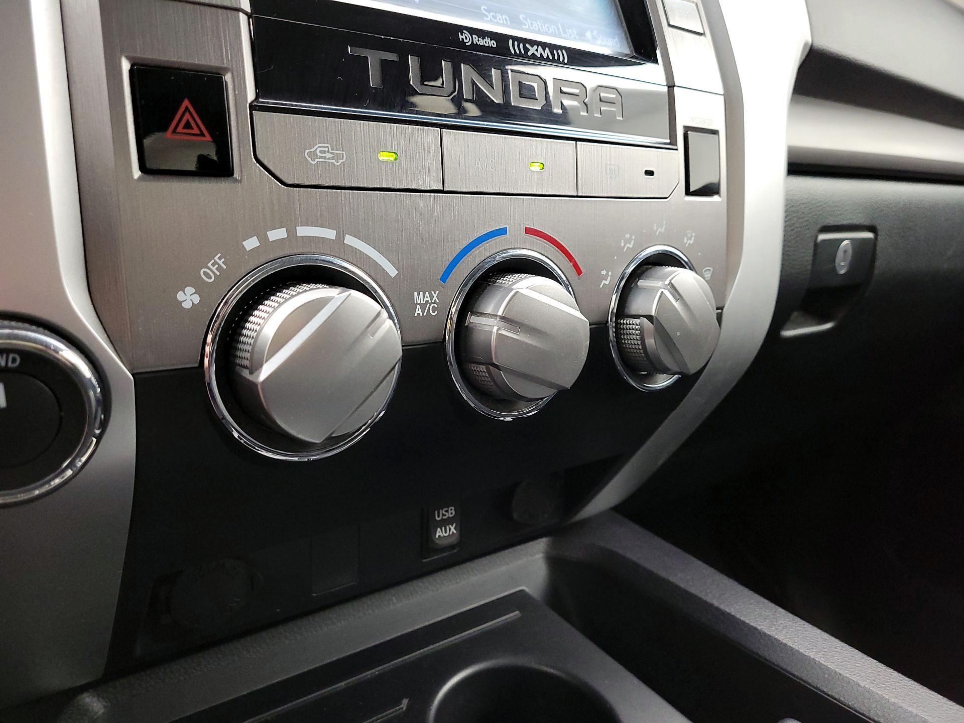 Thumbnail: 2016 Toyota Tundra - 16