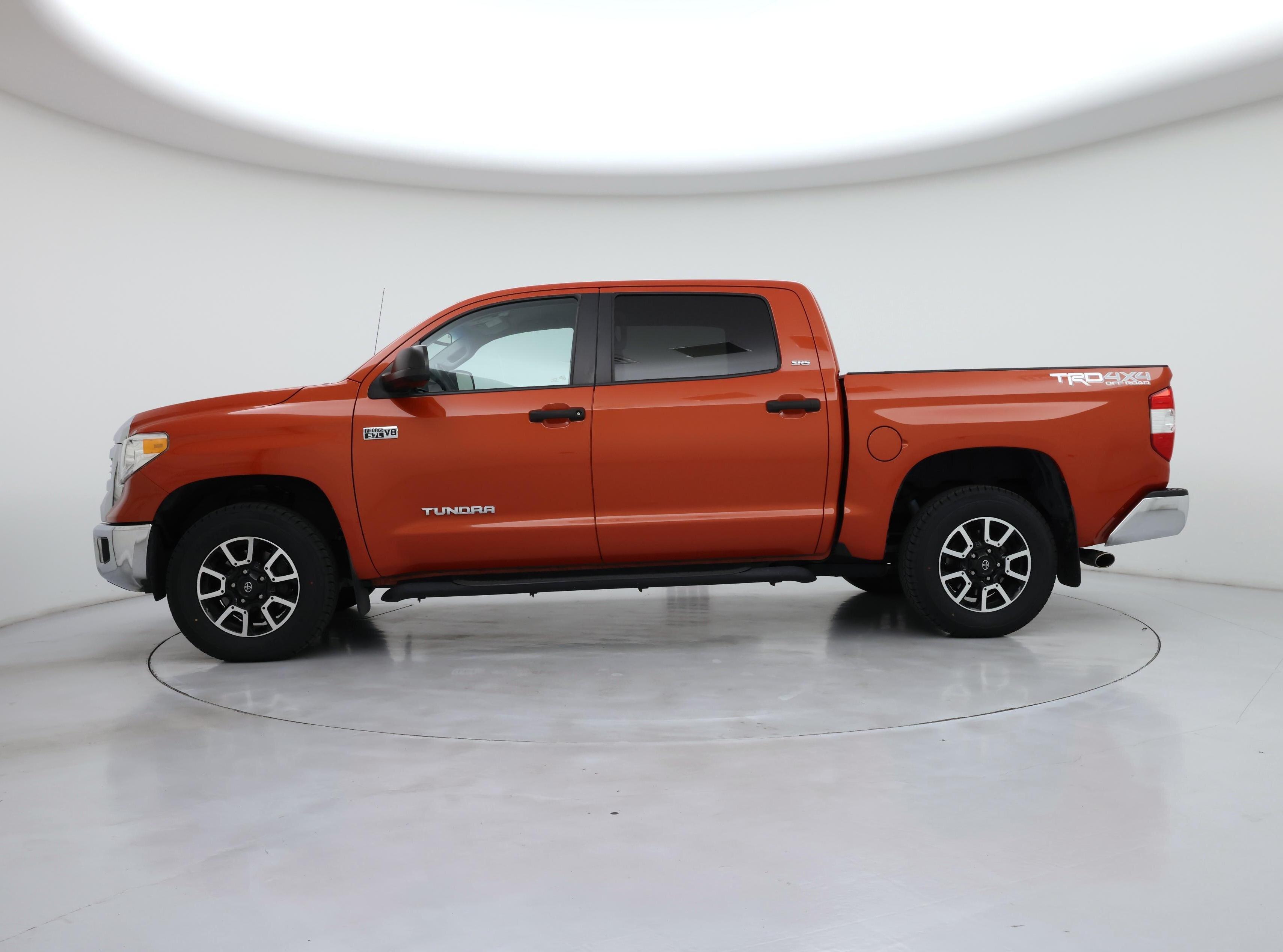 Thumbnail: 2016 Toyota Tundra - 3
