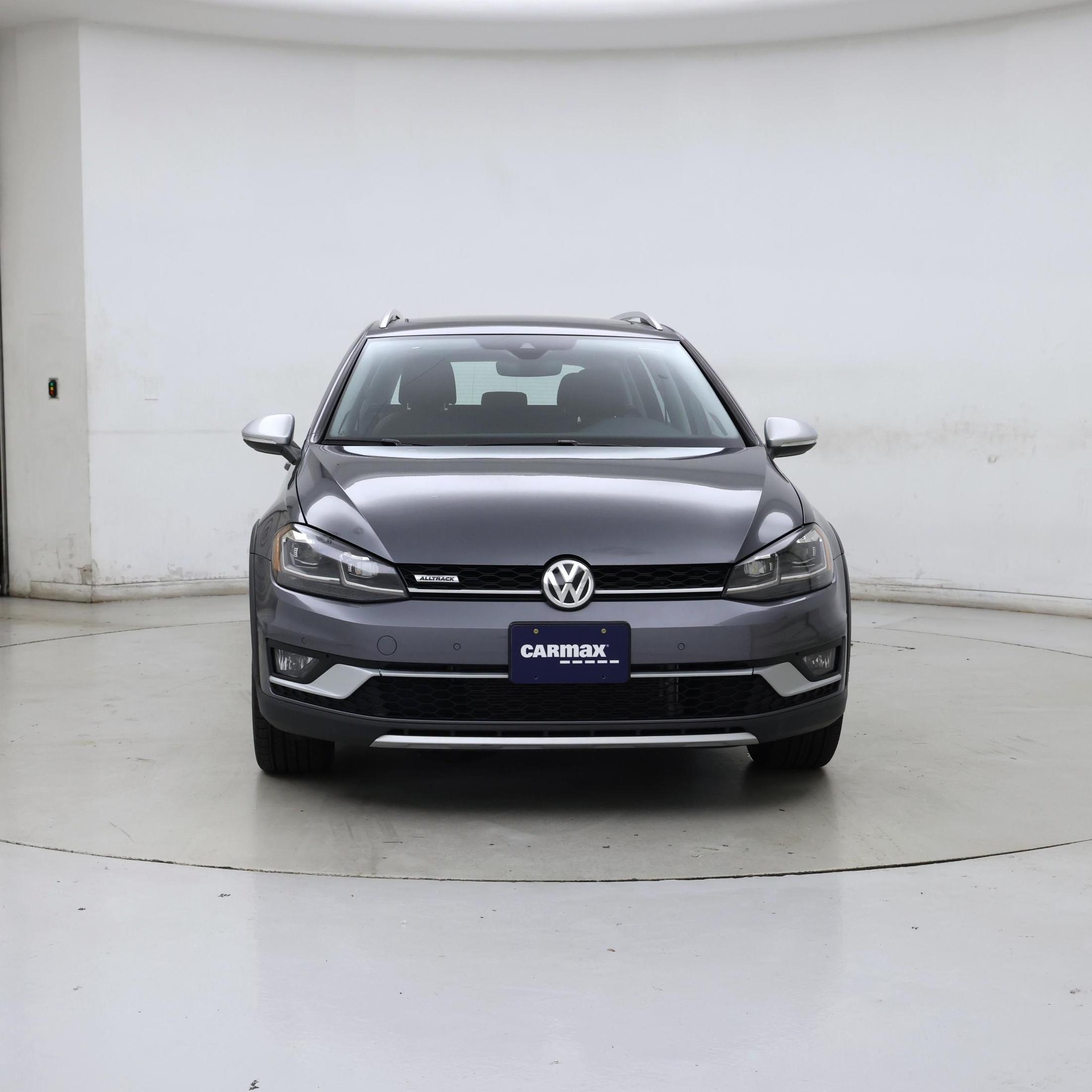 Thumbnail: 2019 Volkswagen Golf - 5