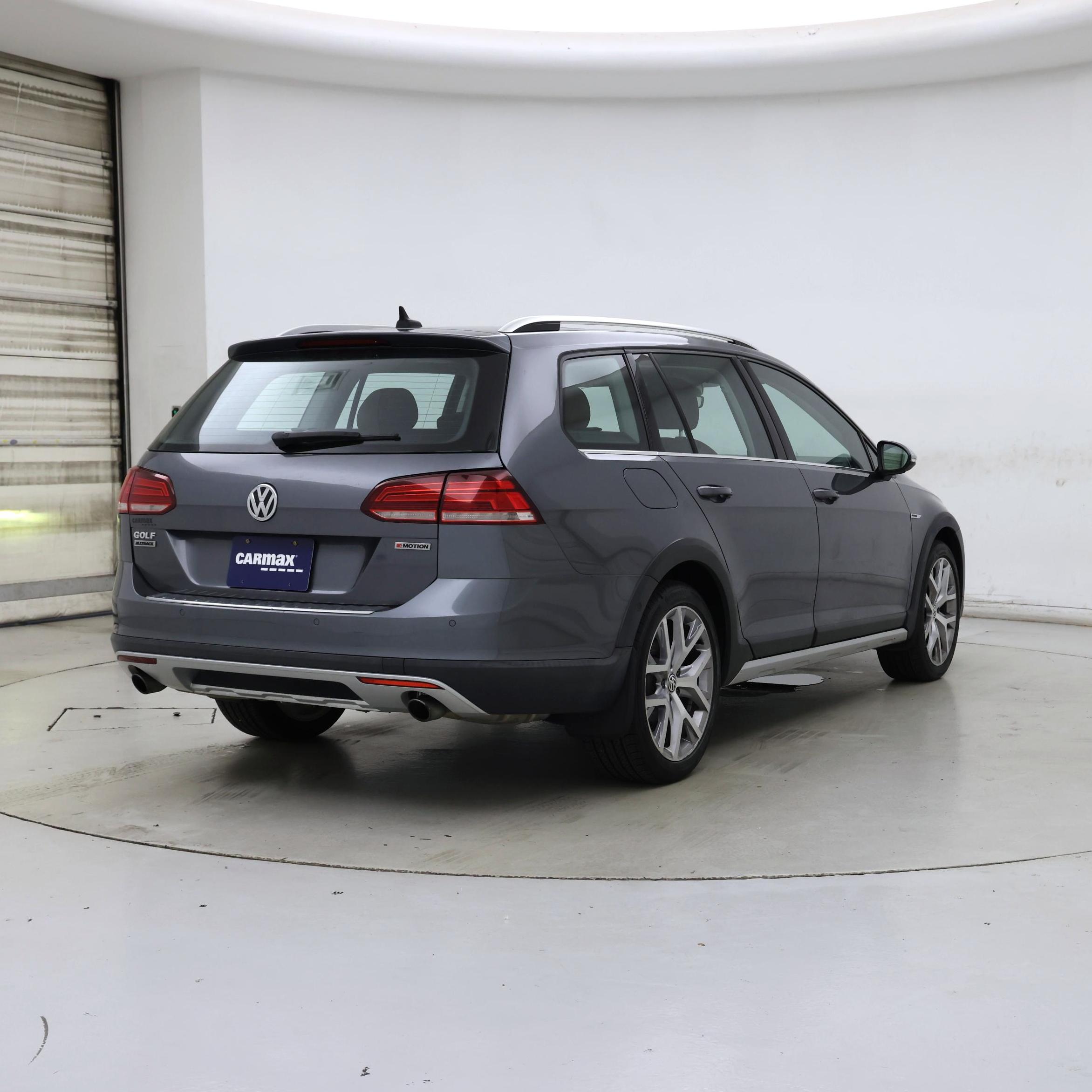 Thumbnail: 2019 Volkswagen Golf - 8