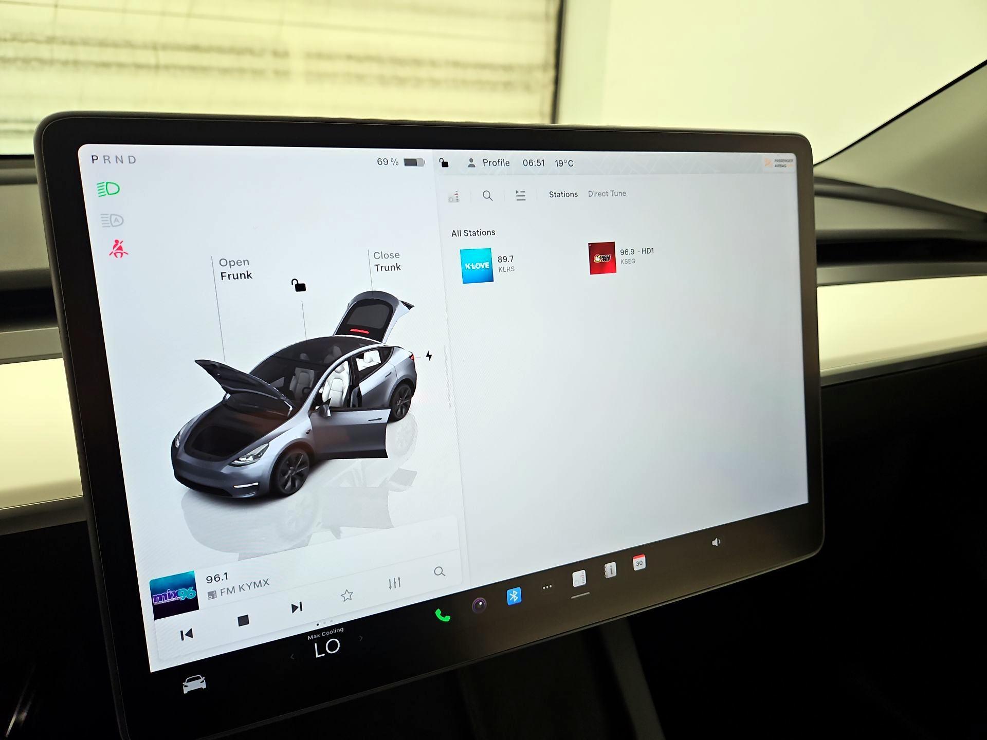 Thumbnail: 2025 Tesla Model Y - 15