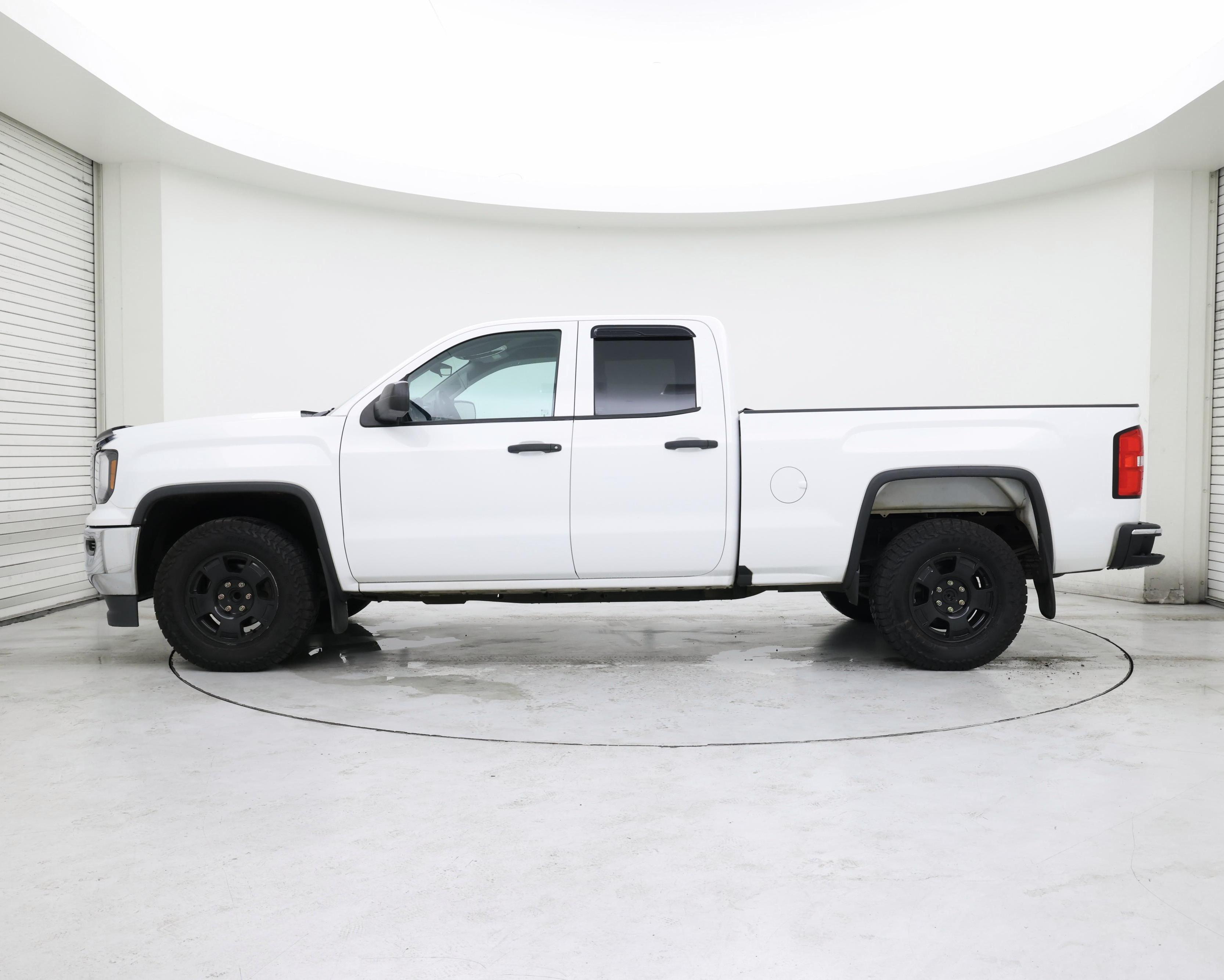 Thumbnail: 2017 GMC Sierra 1500 - 3