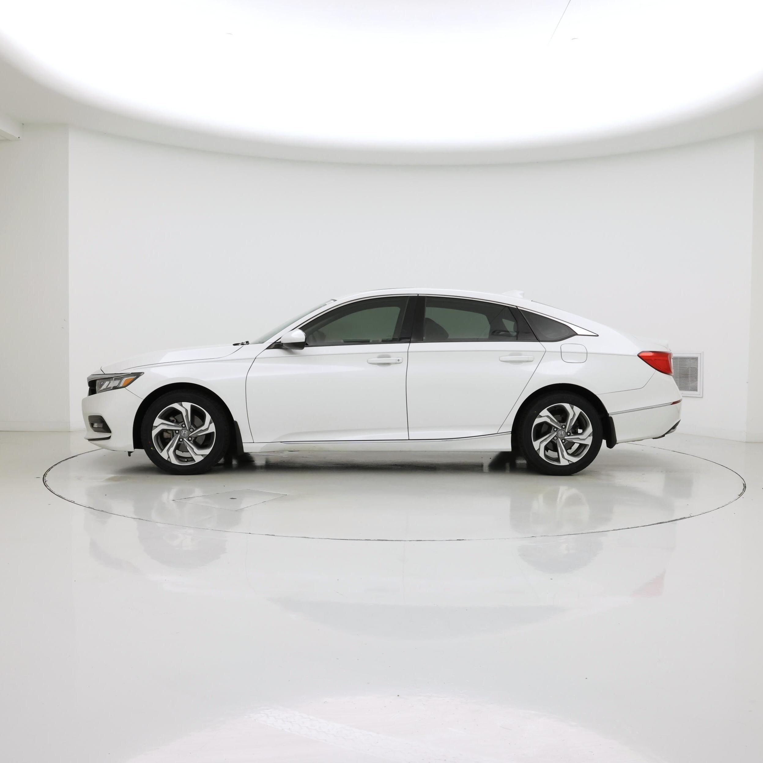 Thumbnail: 2019 Honda Accord - 3