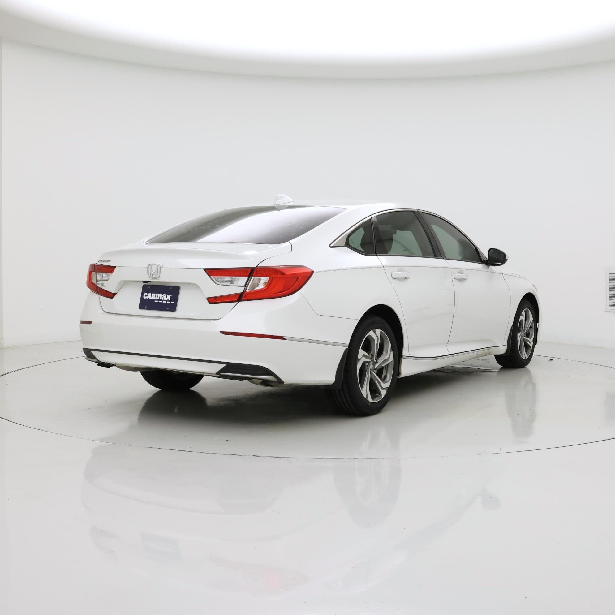 Thumbnail: 2019 Honda Accord - 8