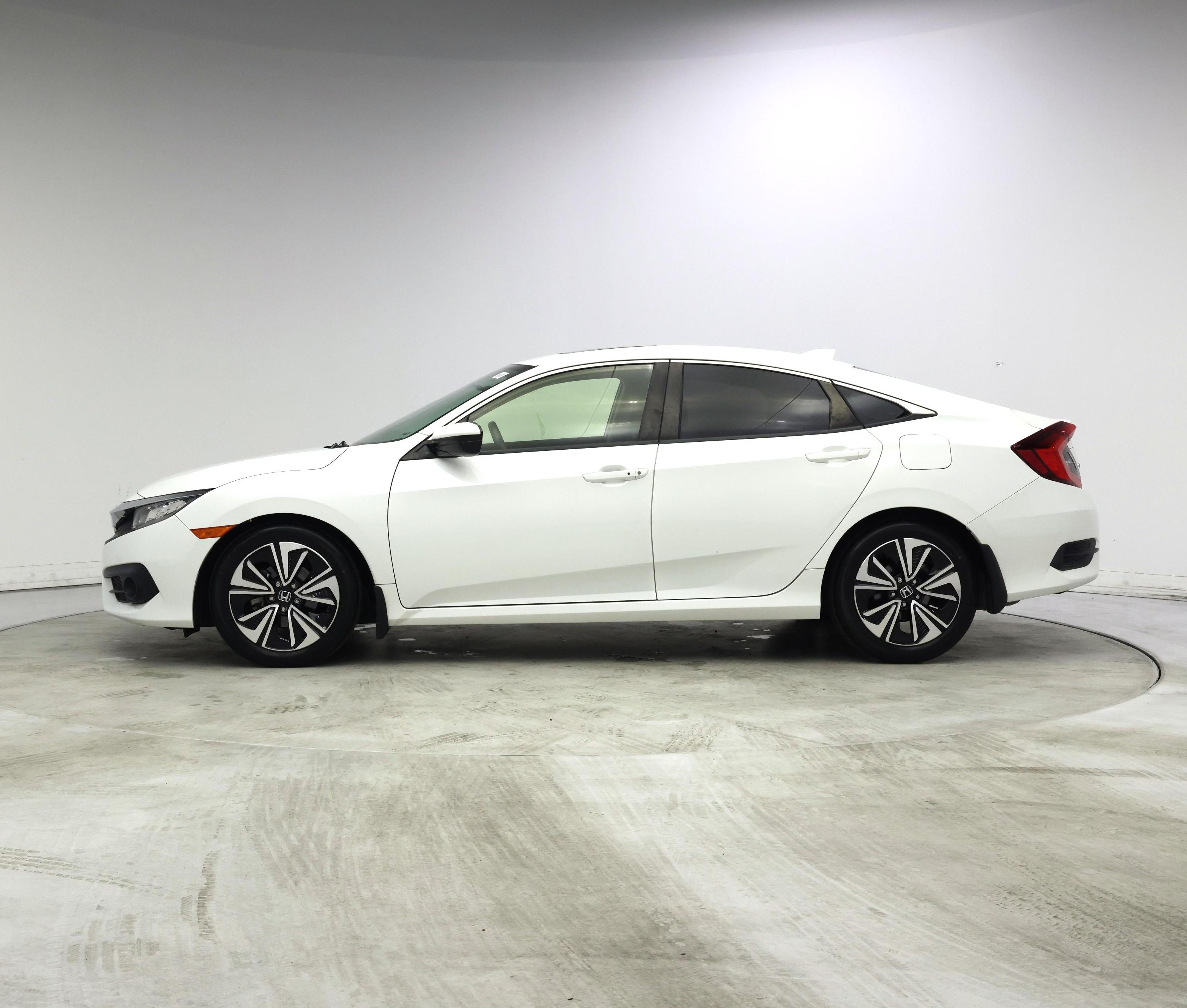 Thumbnail: 2018 Honda Civic - 3