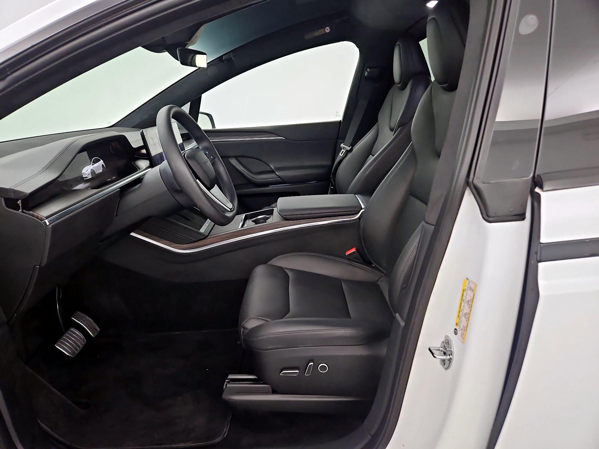 Thumbnail: 2024 Tesla Model X - 9