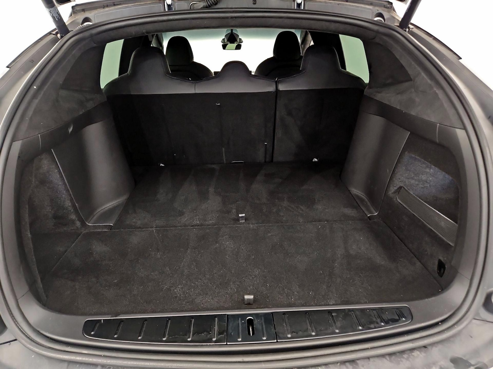 2024 Tesla Model X Long Range - Photo 19