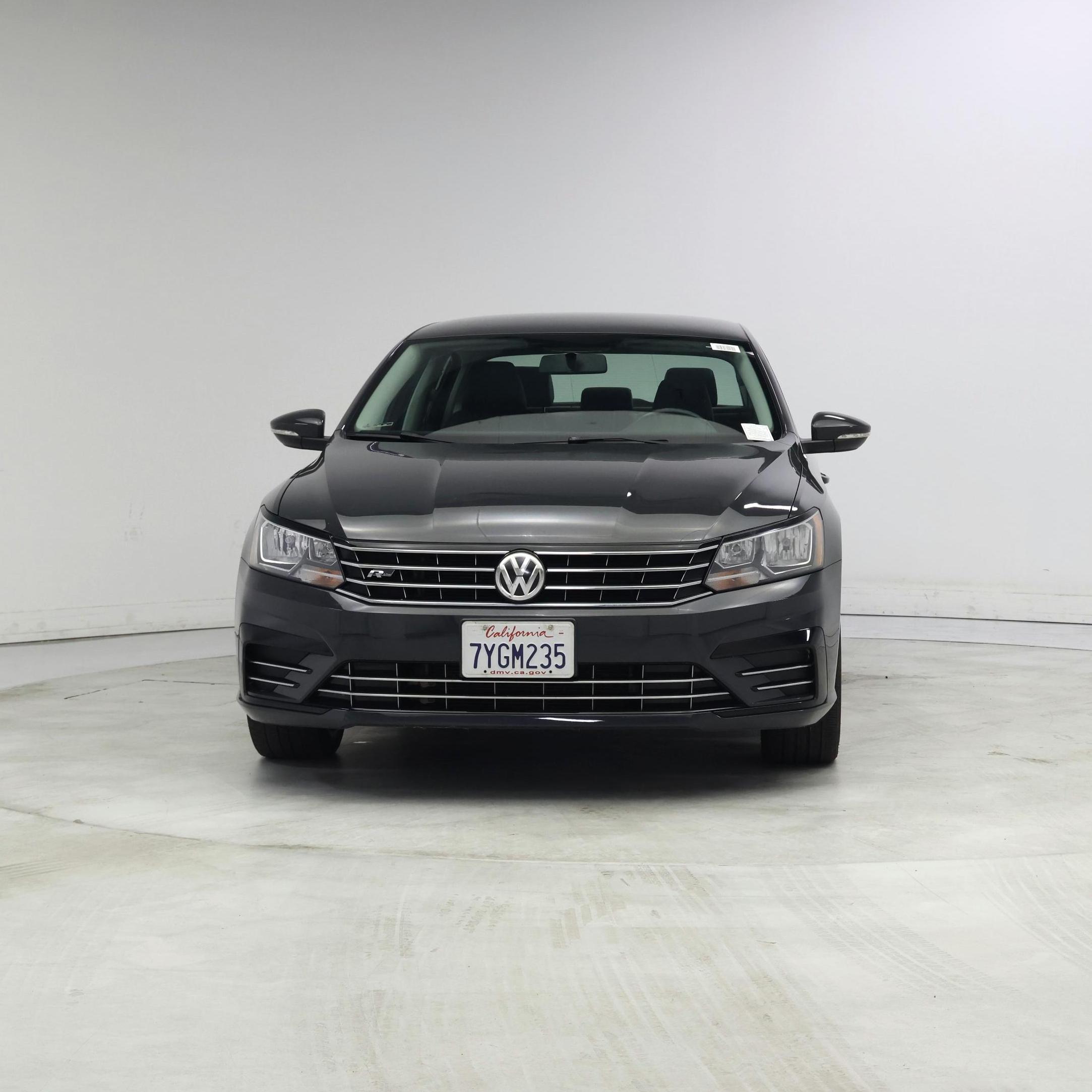 Thumbnail: 2017 Volkswagen Passat - 5
