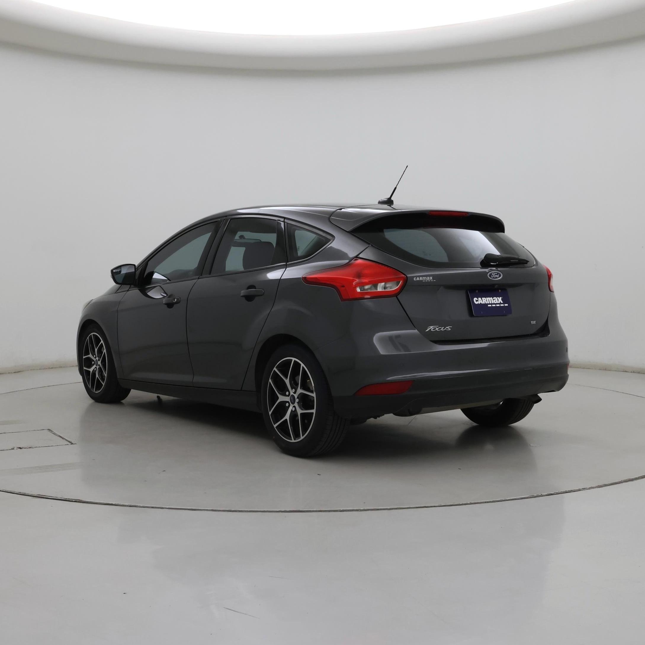 Thumbnail: 2017 Ford Focus - 2