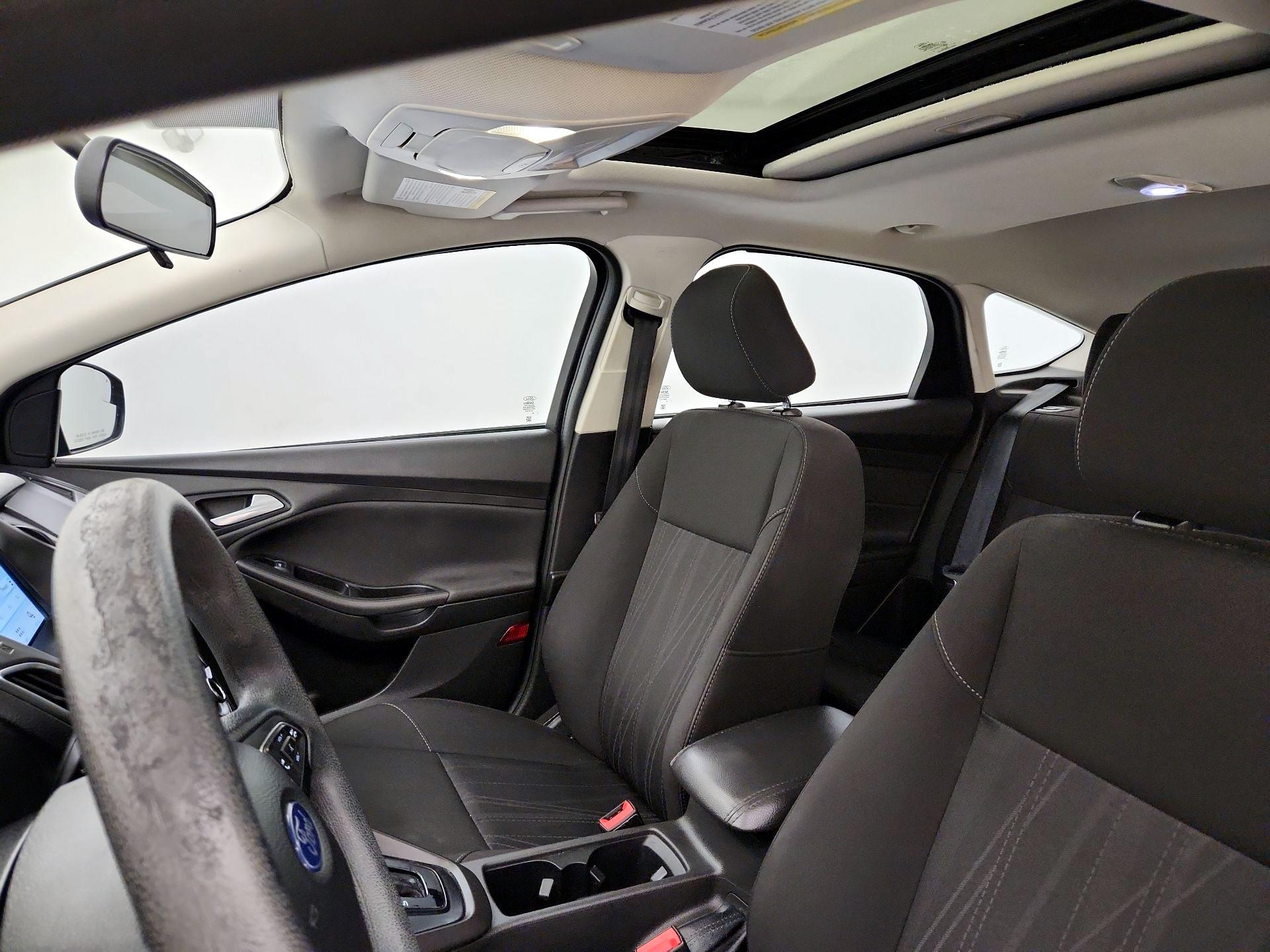 Thumbnail: 2017 Ford Focus - 19