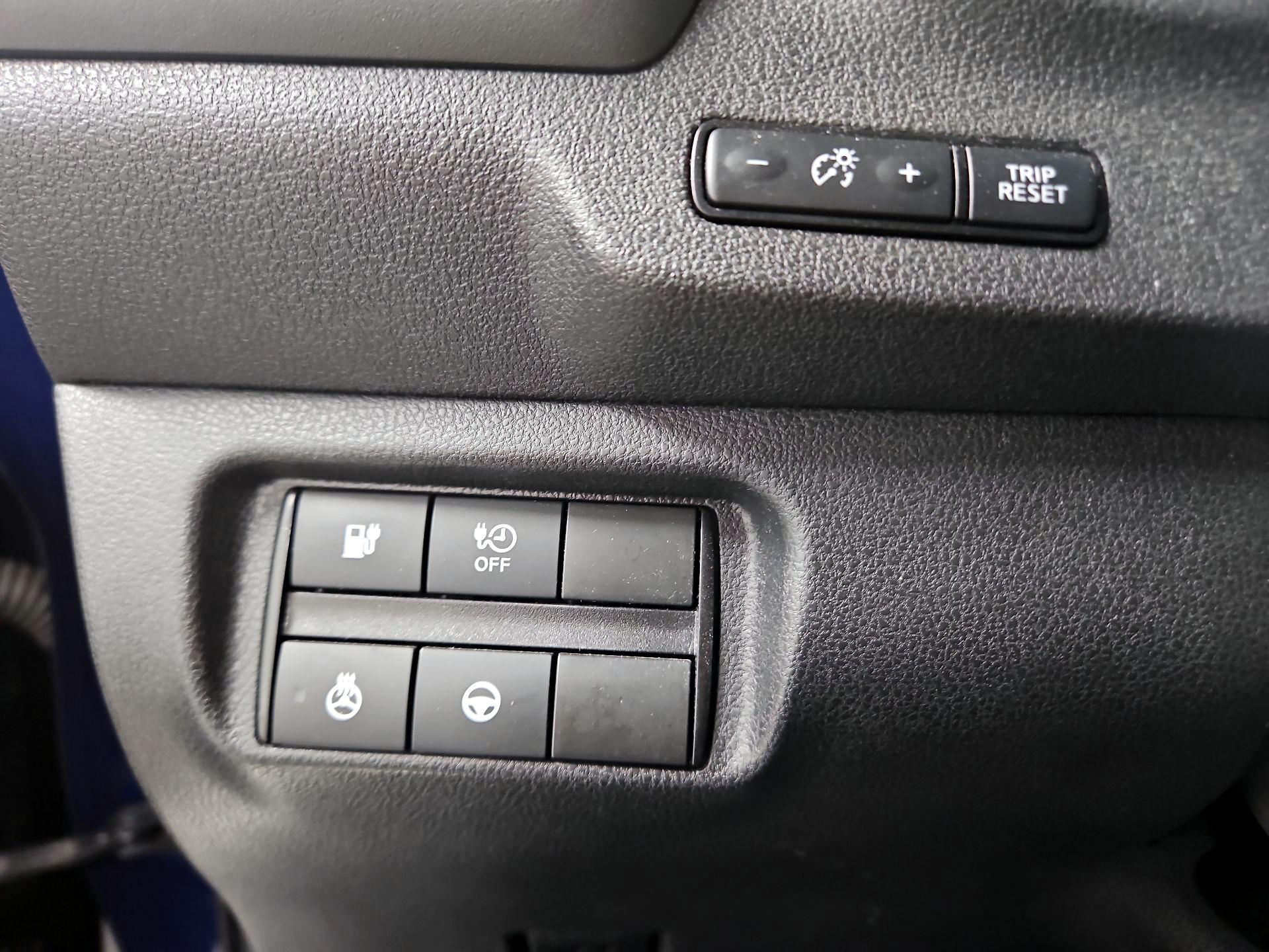 Thumbnail: 2019 Nissan Leaf - 13