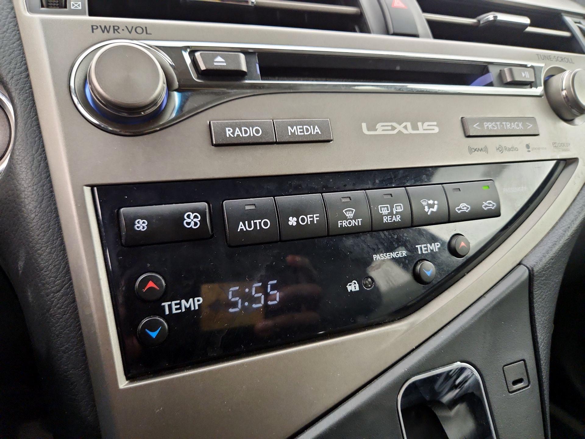 Thumbnail: 2015 Lexus RX - 16