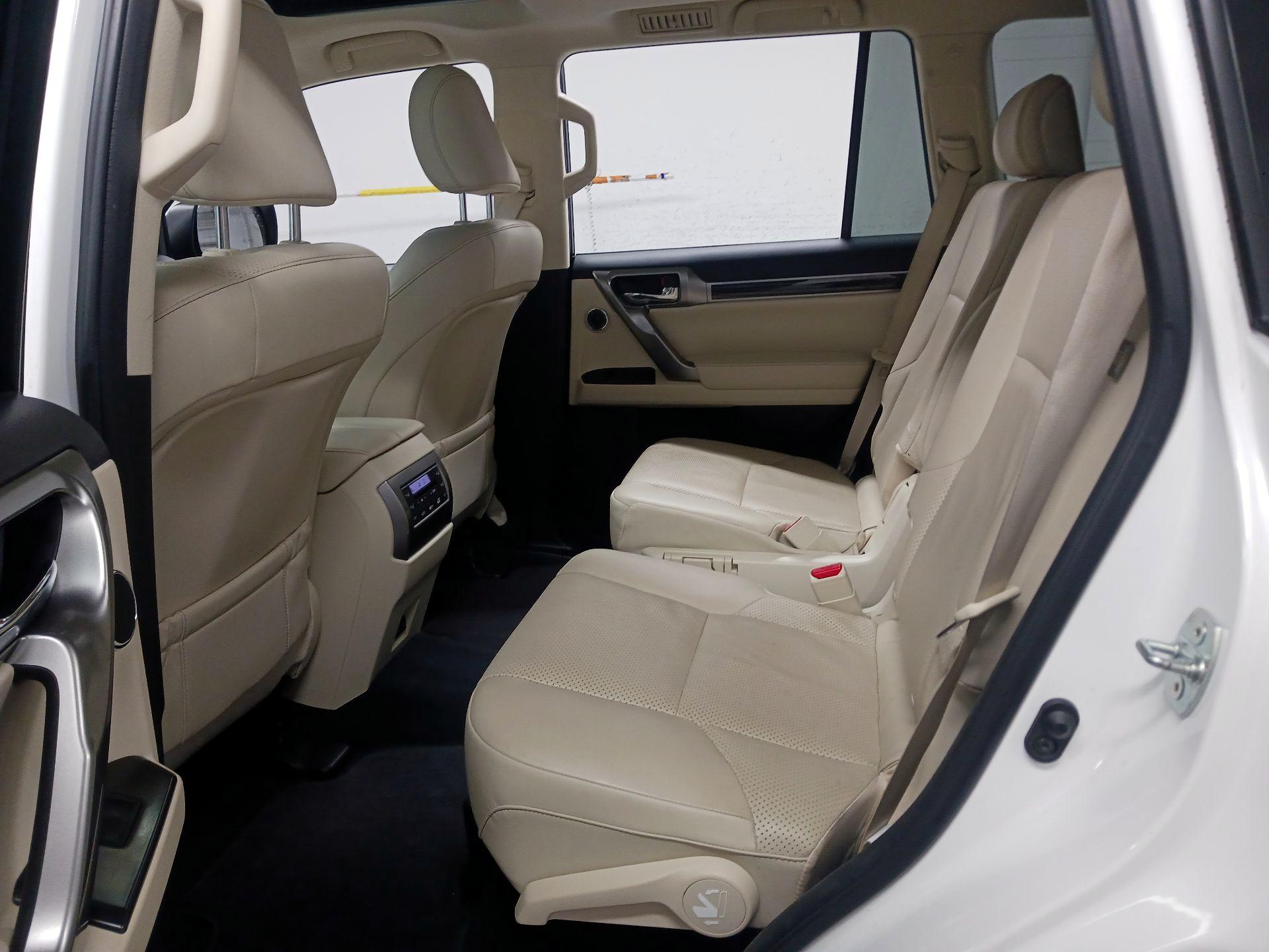 Thumbnail: 2022 Lexus GX - 20