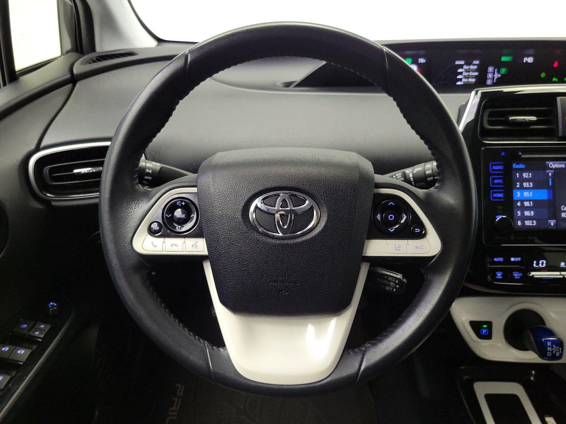 Thumbnail: 2017 Toyota Prius - 10
