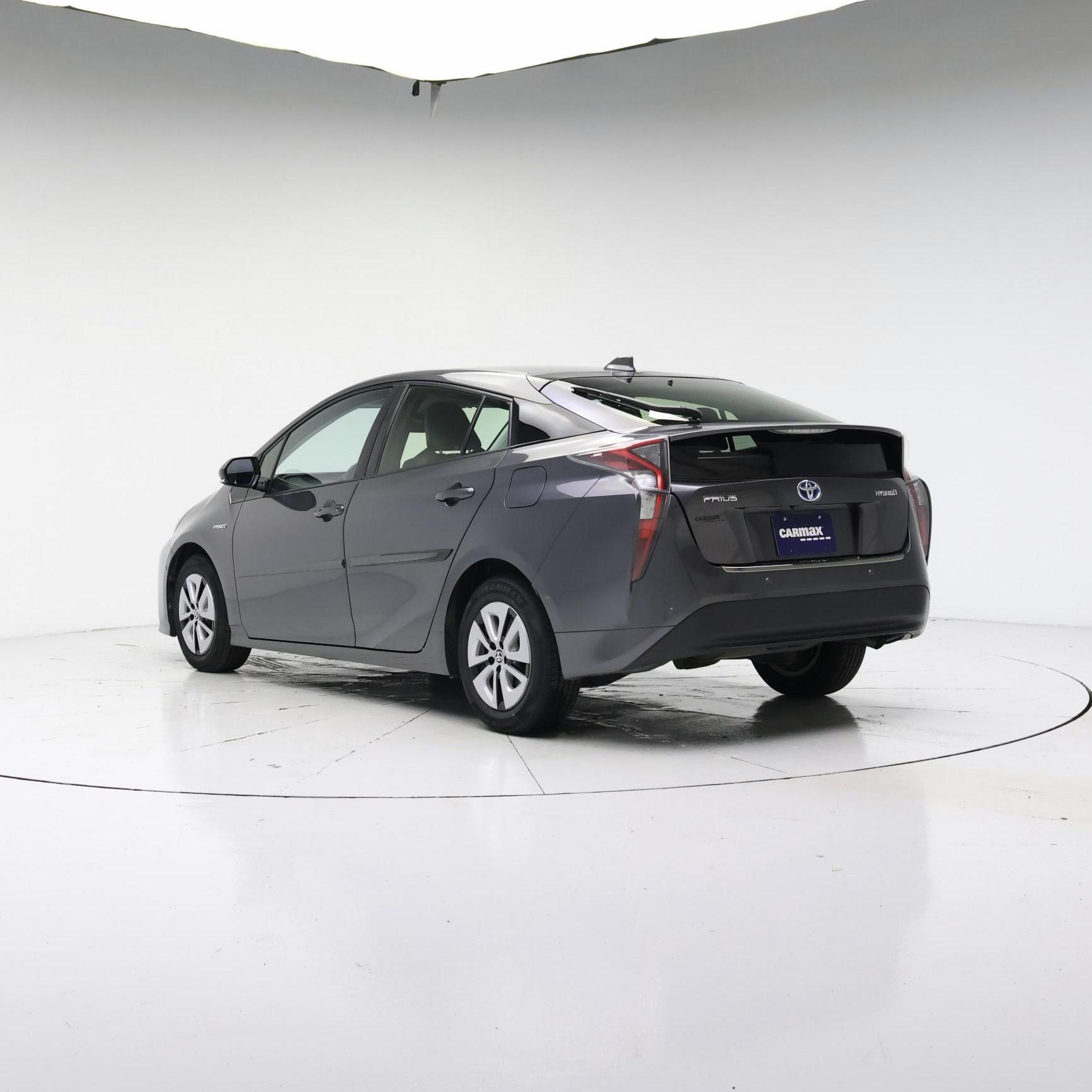 Thumbnail: 2017 Toyota Prius - 2