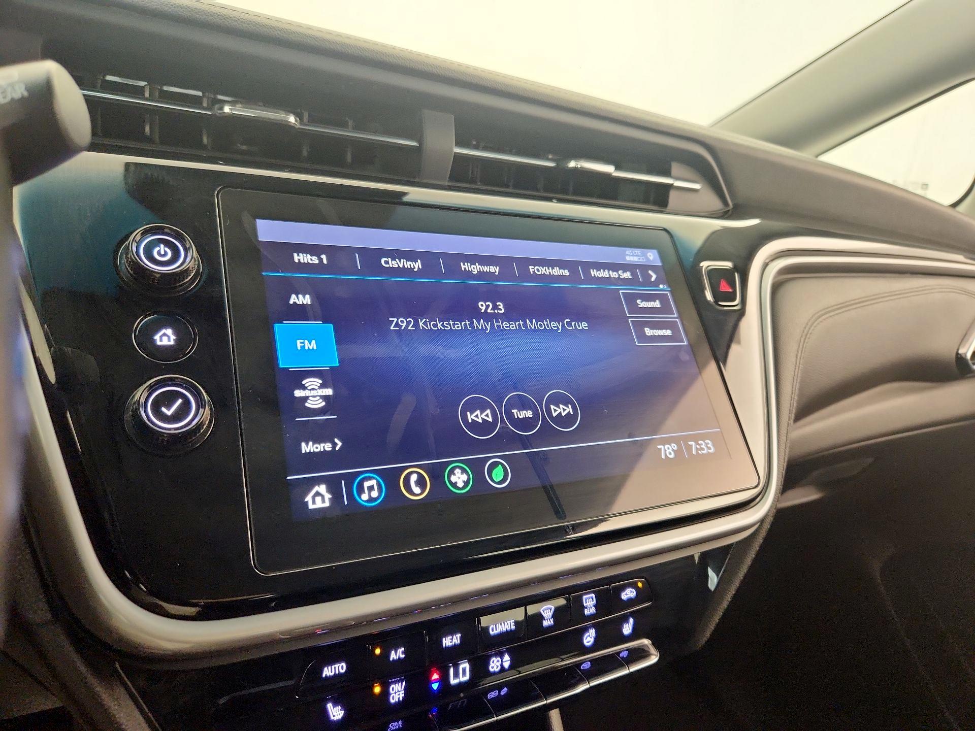 Thumbnail: 2022 Chevrolet Bolt EV - 15