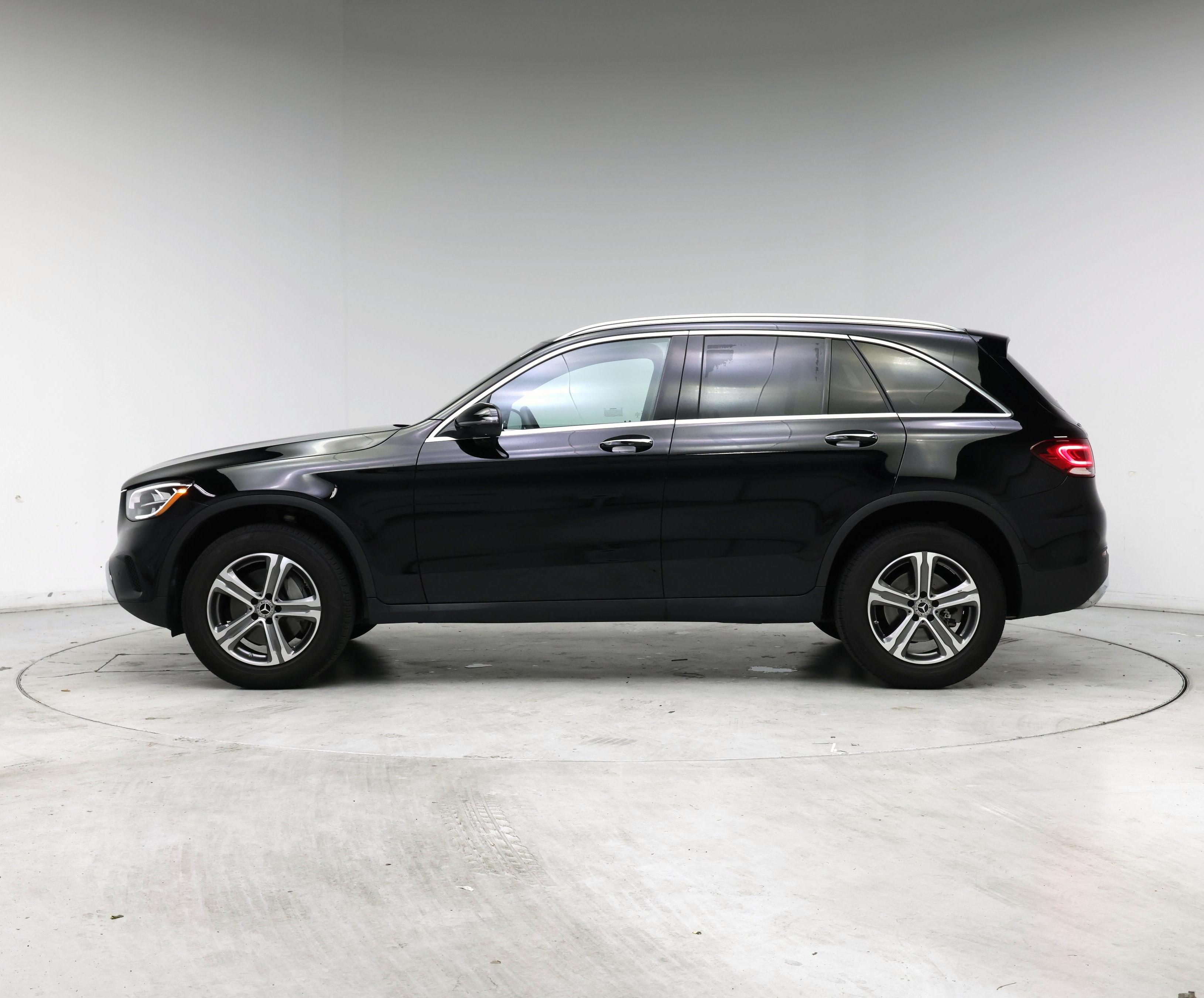Thumbnail: 2022 Mercedes-Benz GLC - 3