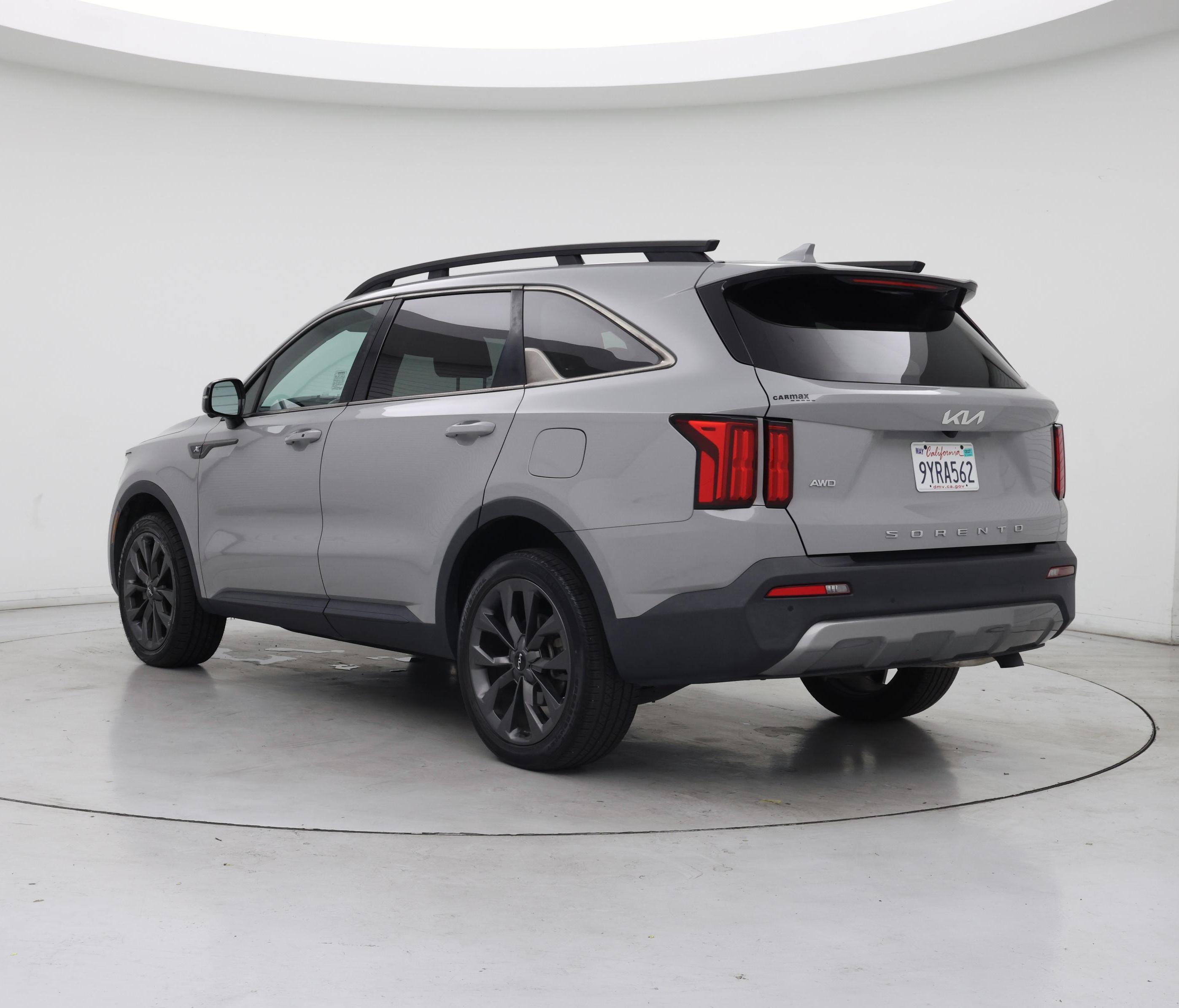 Thumbnail: 2022 Kia Sorento - 2