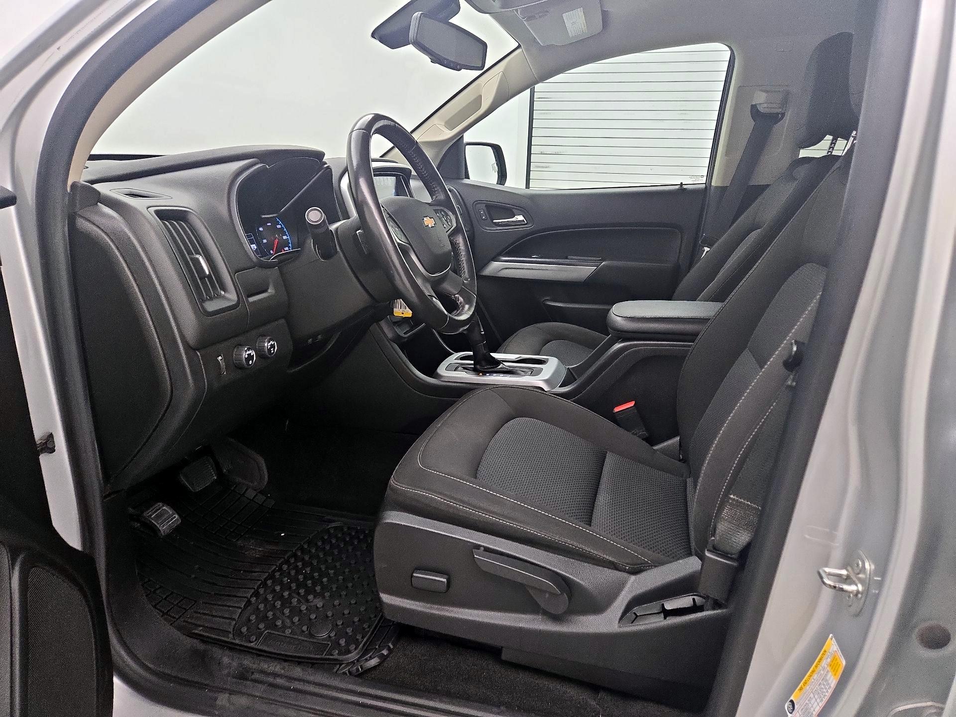 Thumbnail: 2018 Chevrolet Colorado - 11