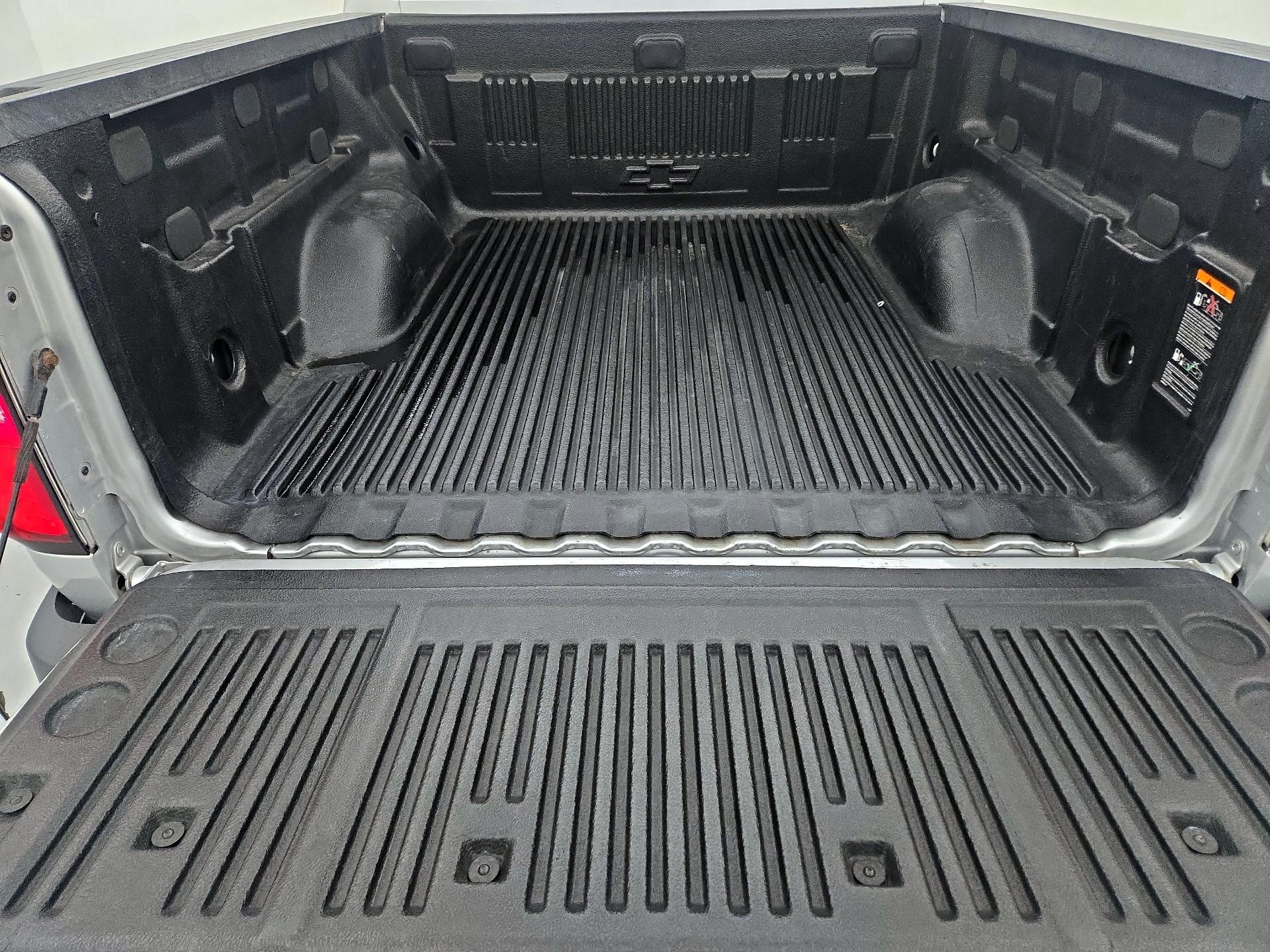 Thumbnail: 2018 Chevrolet Colorado - 19
