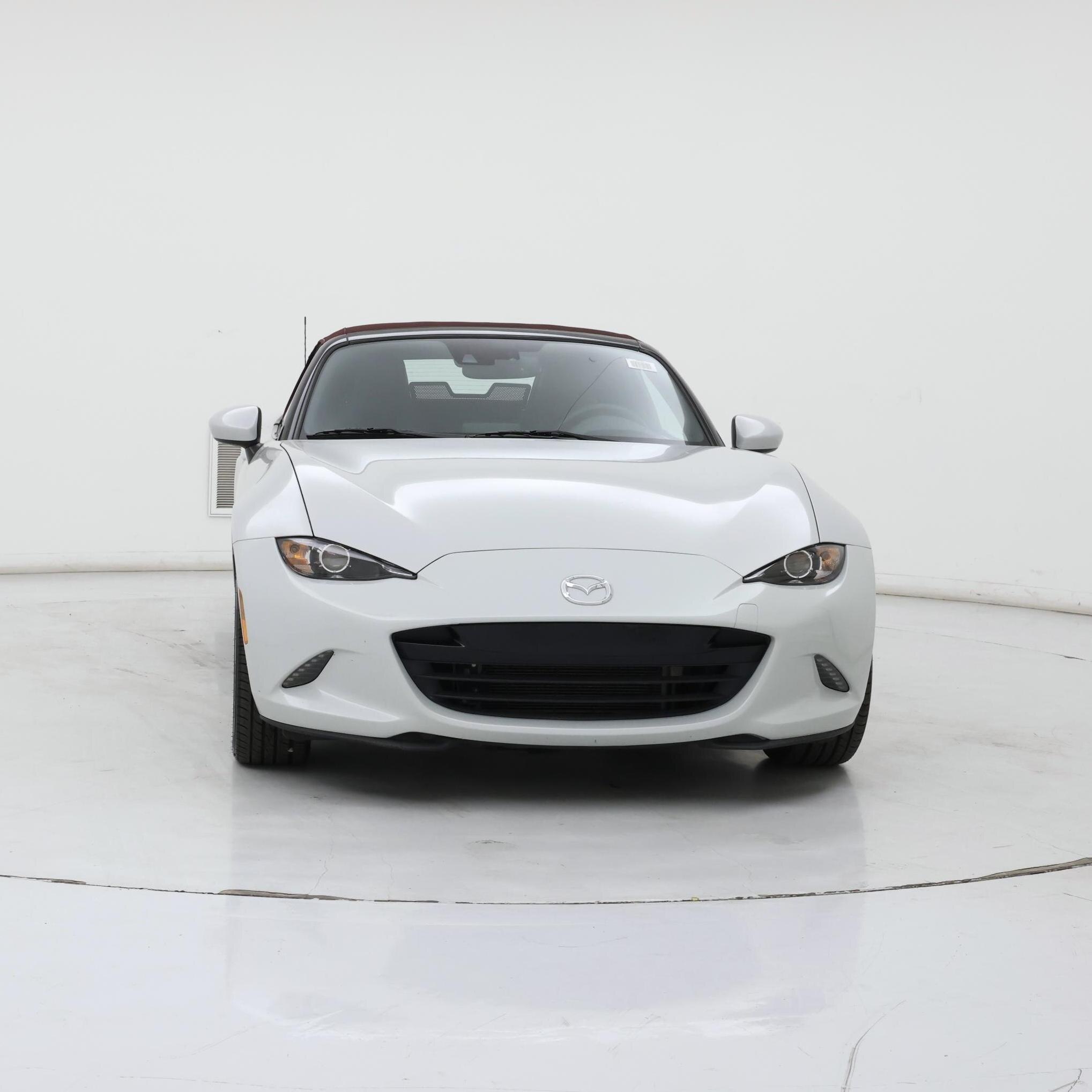 Thumbnail: 2018 Mazda MX-5 Miata - 5