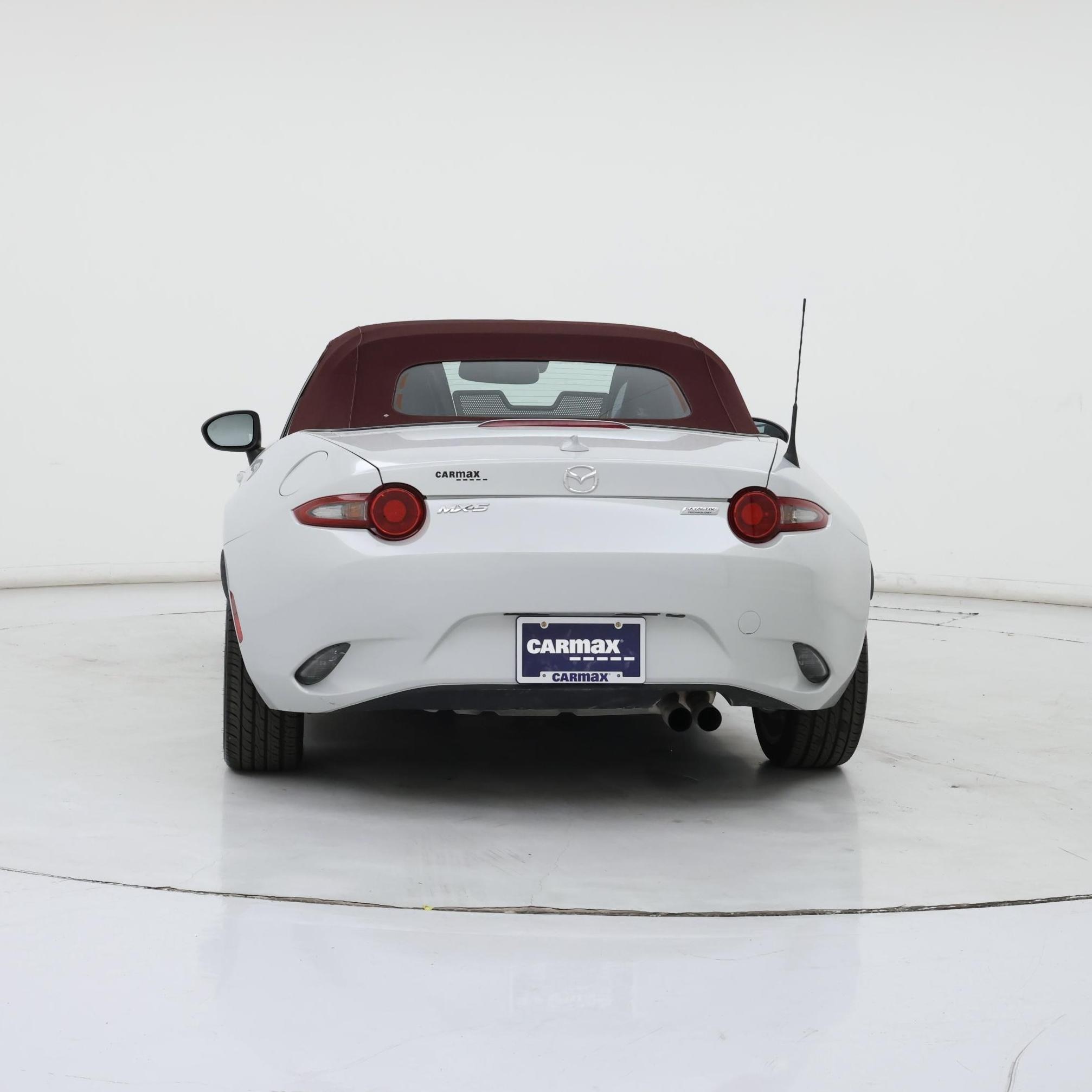 Thumbnail: 2018 Mazda MX-5 Miata - 6