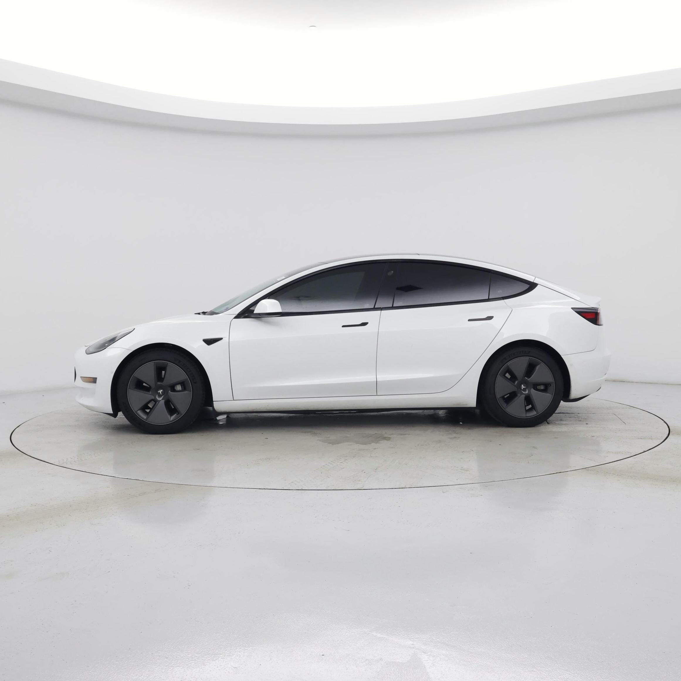 Thumbnail: 2021 Tesla Model 3 - 3