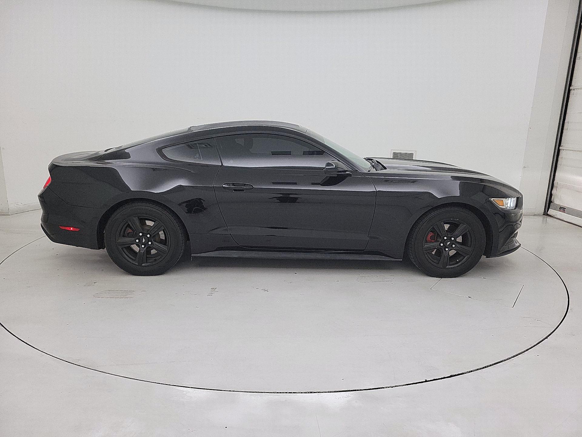 Thumbnail: 2016 Ford Mustang - 4