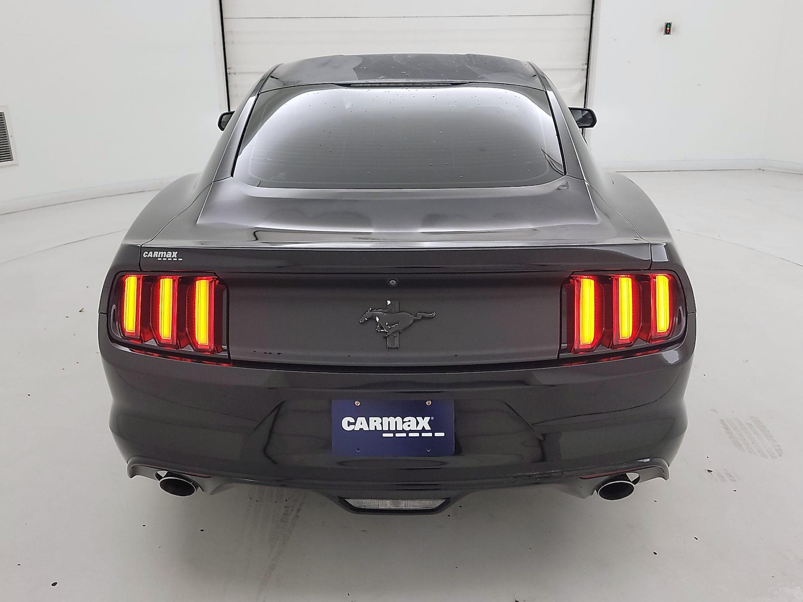2016 Ford Mustang V6 - Photo 6