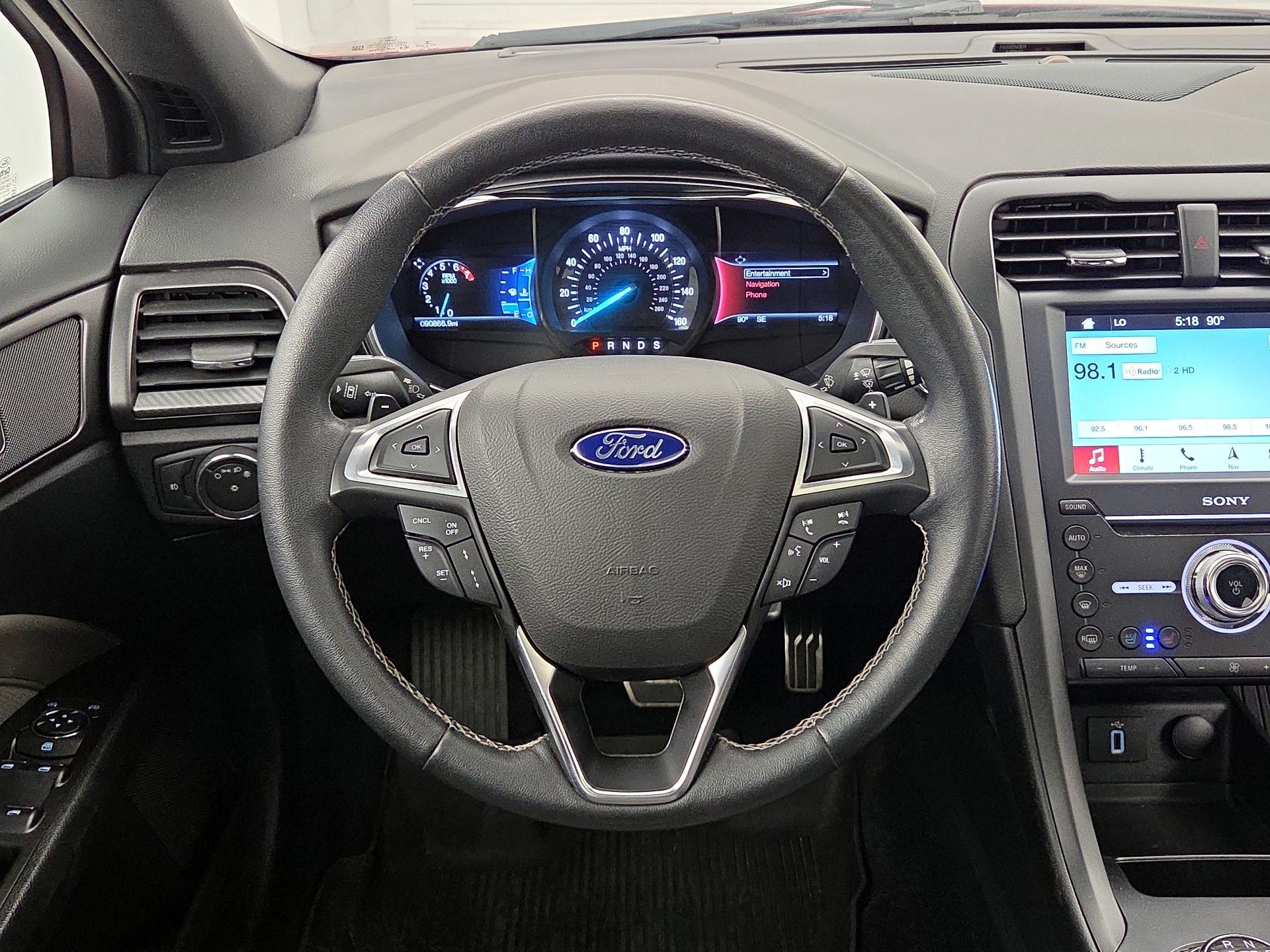 Thumbnail: 2017 Ford Fusion - 10