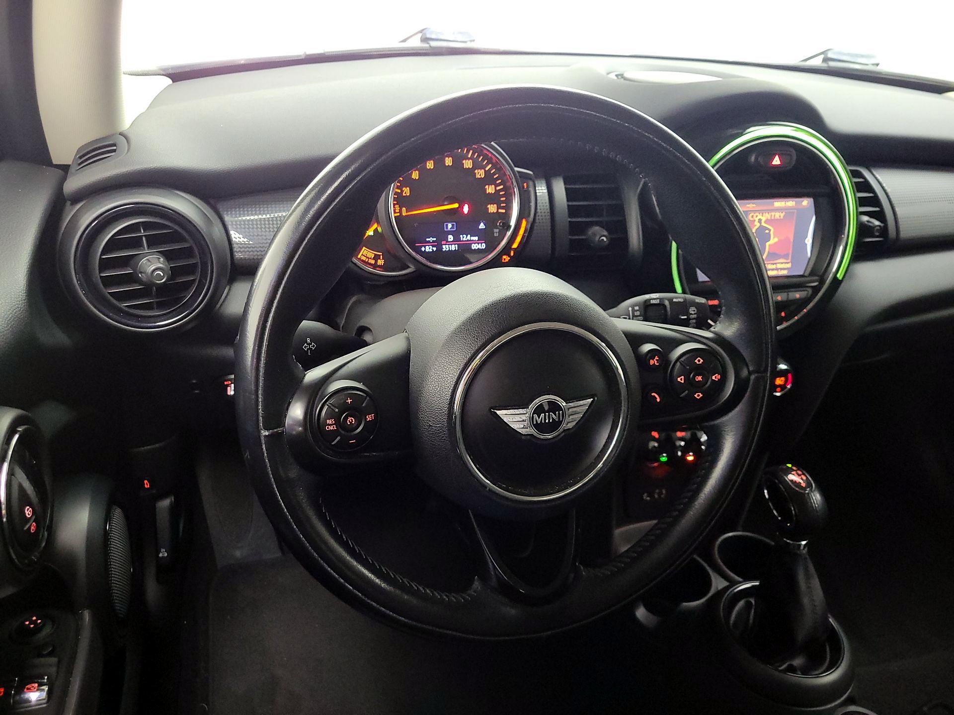 Thumbnail: 2018 MINI Cooper Hardtop - 10