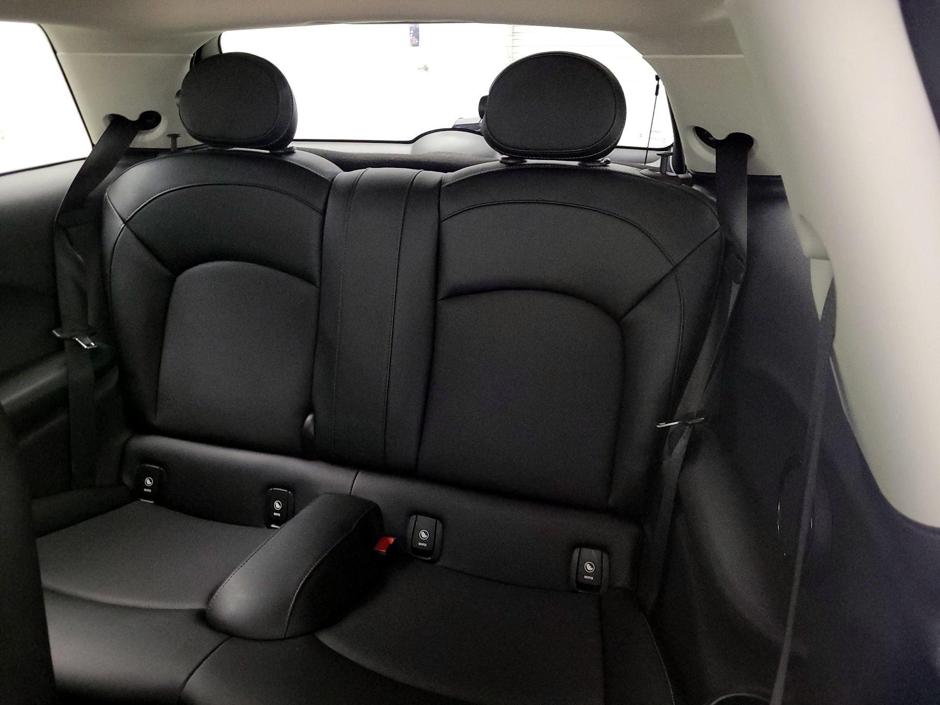 Thumbnail: 2018 MINI Cooper Hardtop - 19