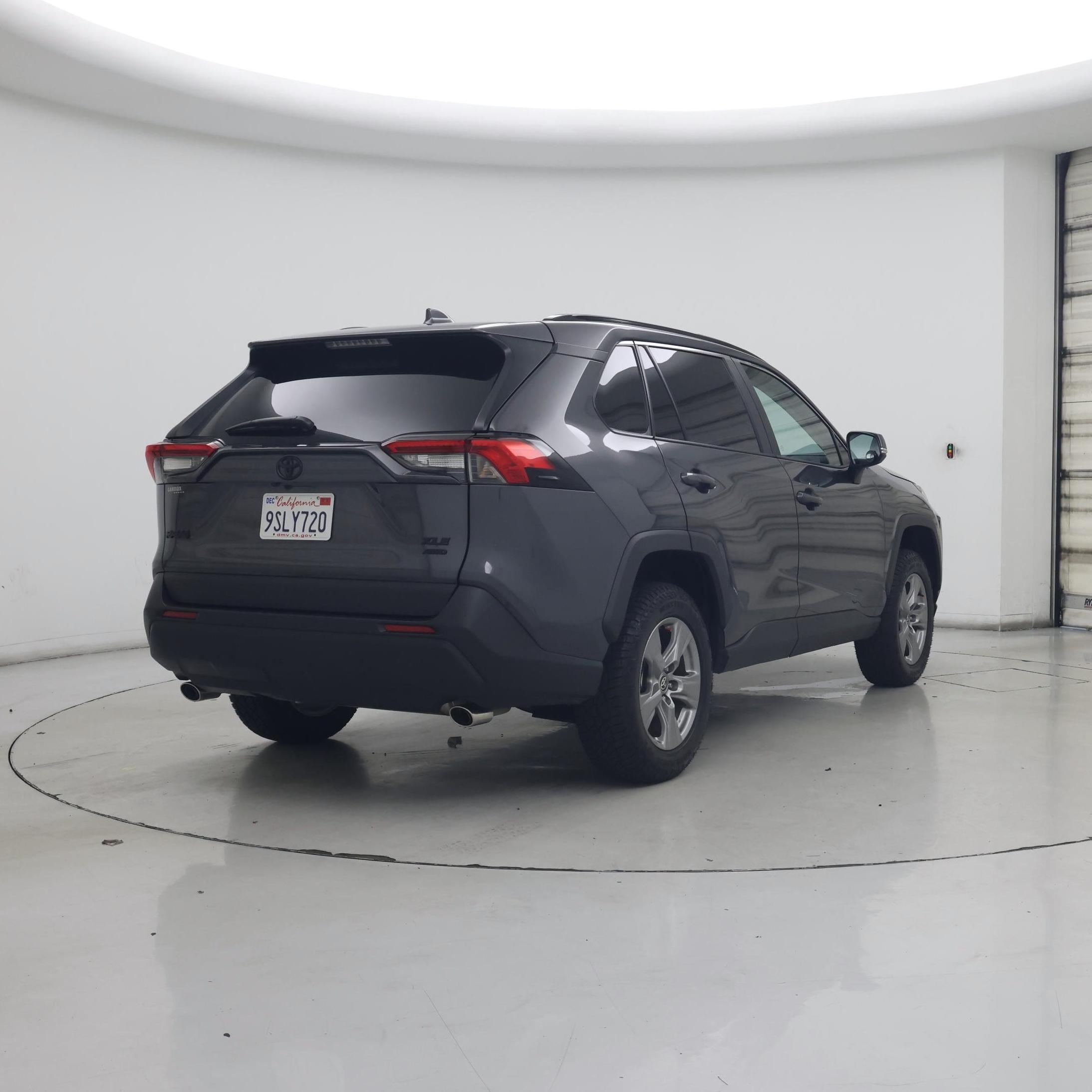 Thumbnail: 2025 Toyota RAV4 - 8