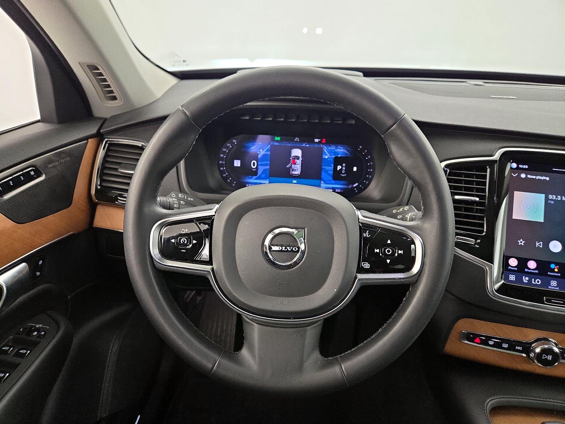Thumbnail: 2023 Volvo XC90 - 10