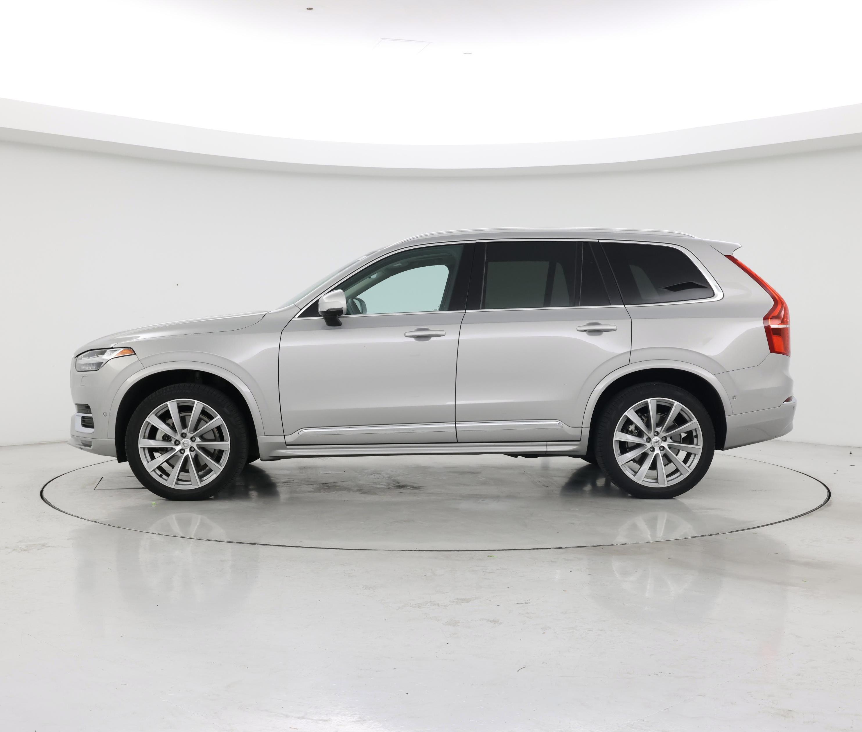Thumbnail: 2023 Volvo XC90 - 3