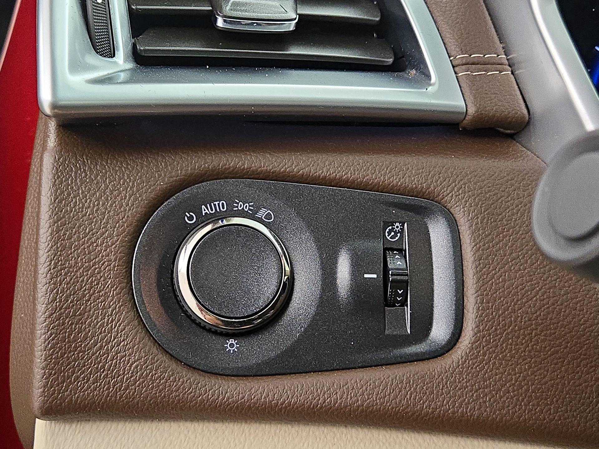 Thumbnail: 2016 Cadillac SRX - 13