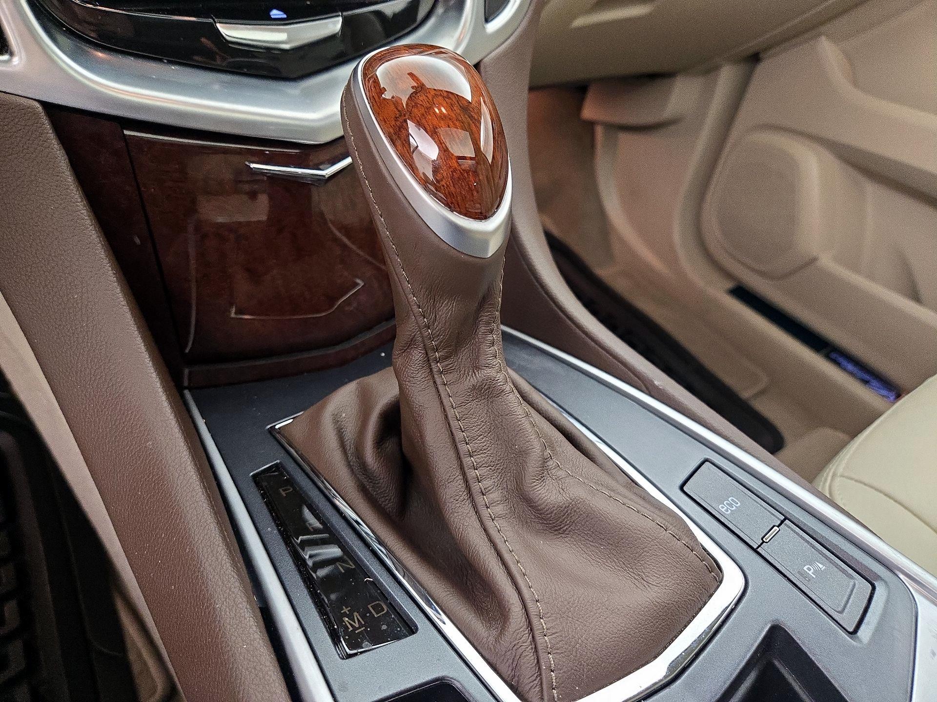 Thumbnail: 2016 Cadillac SRX - 18